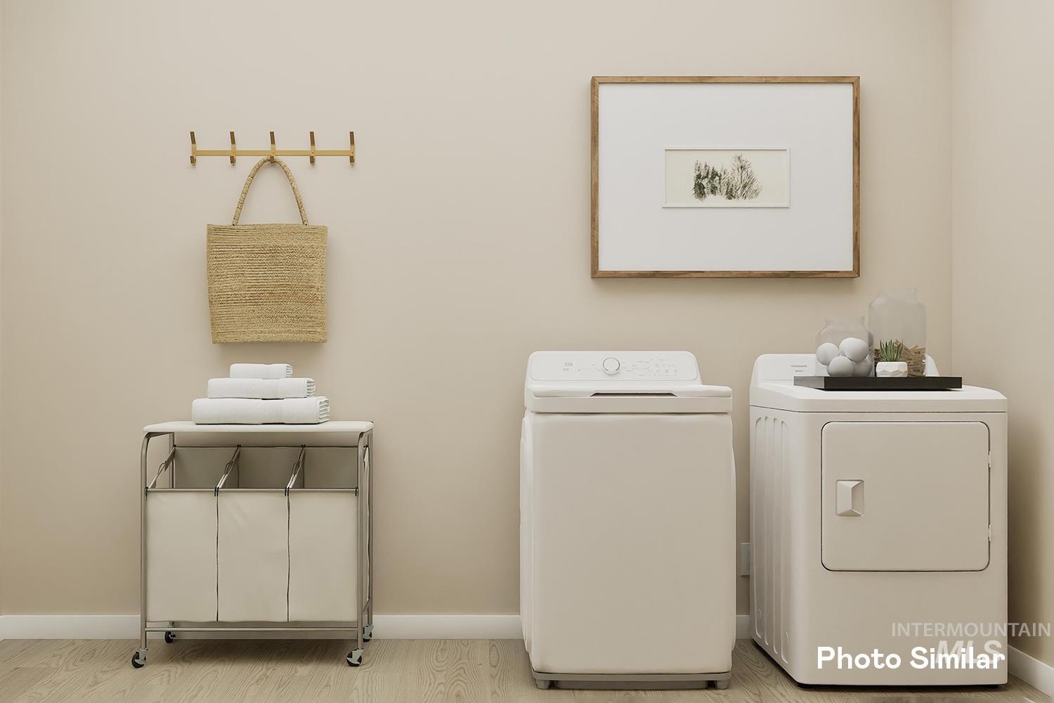 1353 S Sabrina Ave Property Photo 18