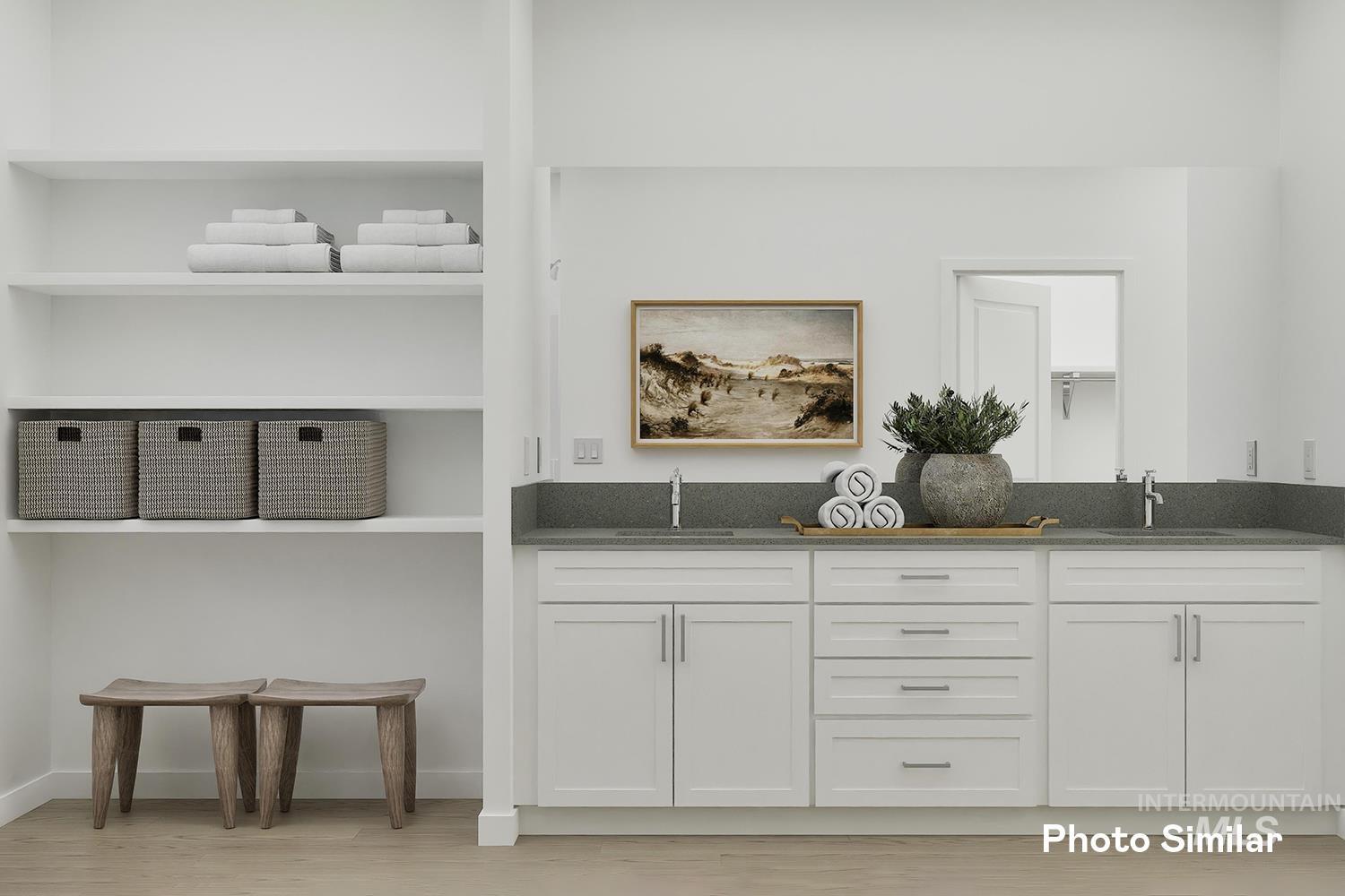 1353 S Sabrina Ave Property Photo 23