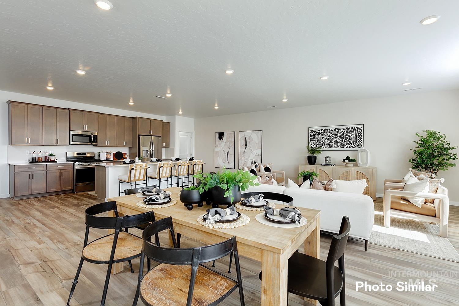 4411 Portofino Way Property Photo 5