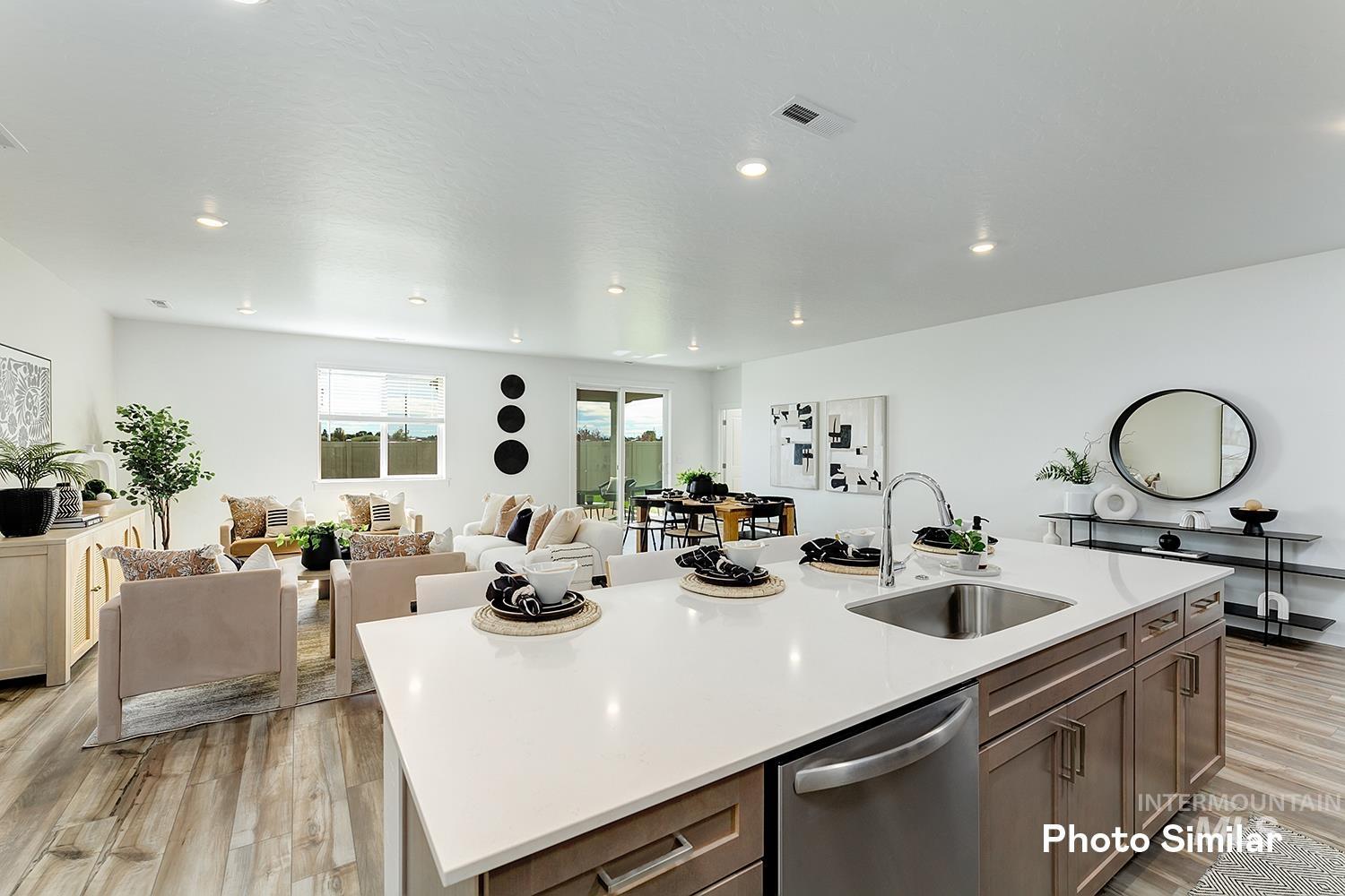 4411 Portofino Way Property Photo 10