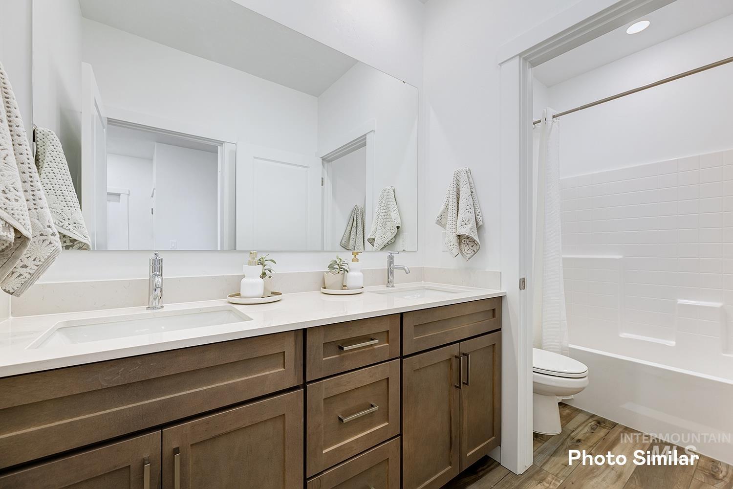 4411 Portofino Way Property Photo 16