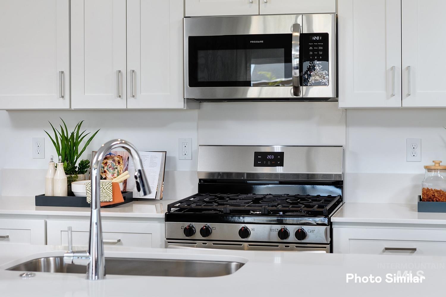 3470 S Tamayo Pl Property Photo 3