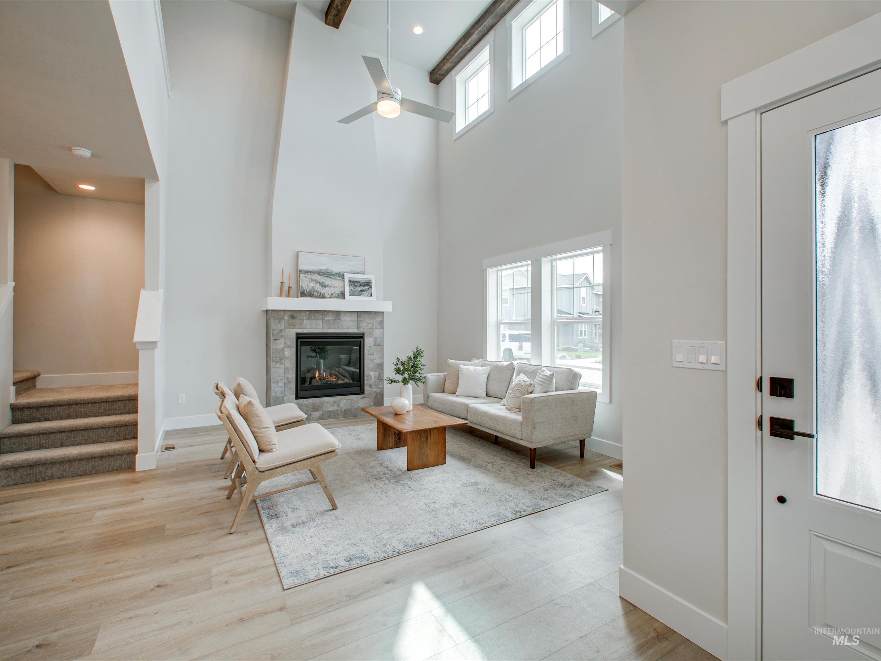 1664 E Cutgrass Ln Property Photo 6