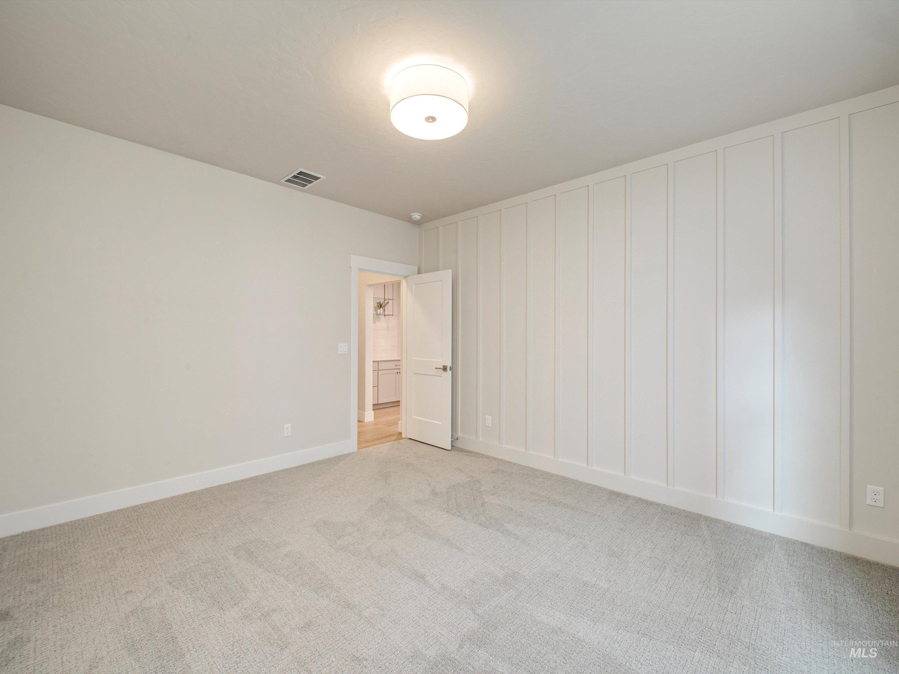 1664 E Cutgrass Ln Property Photo 9