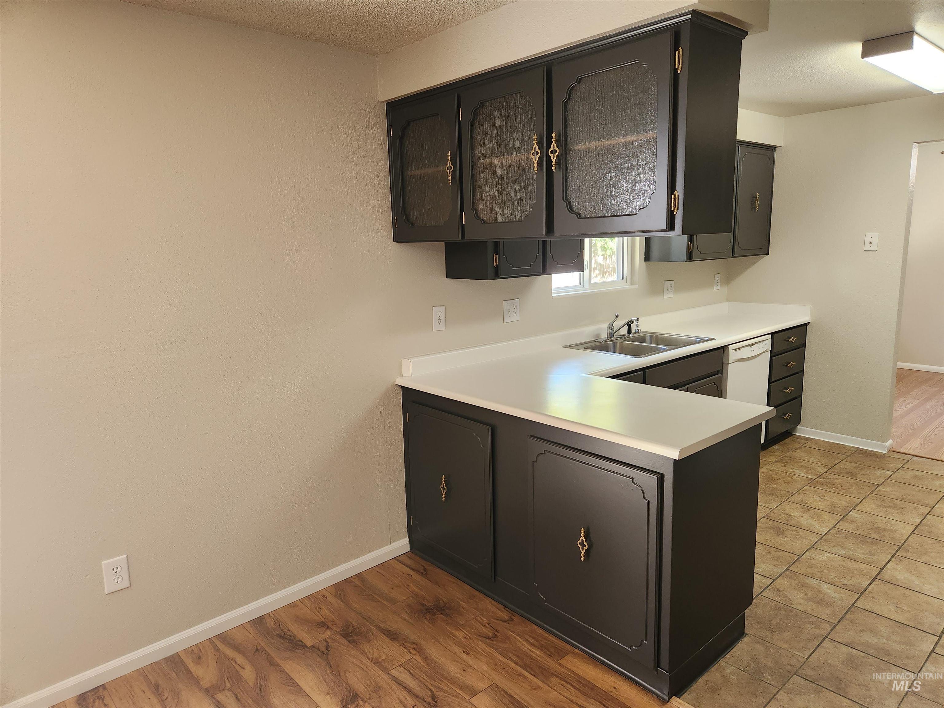 5311 N Marcliffe Property Photo 8