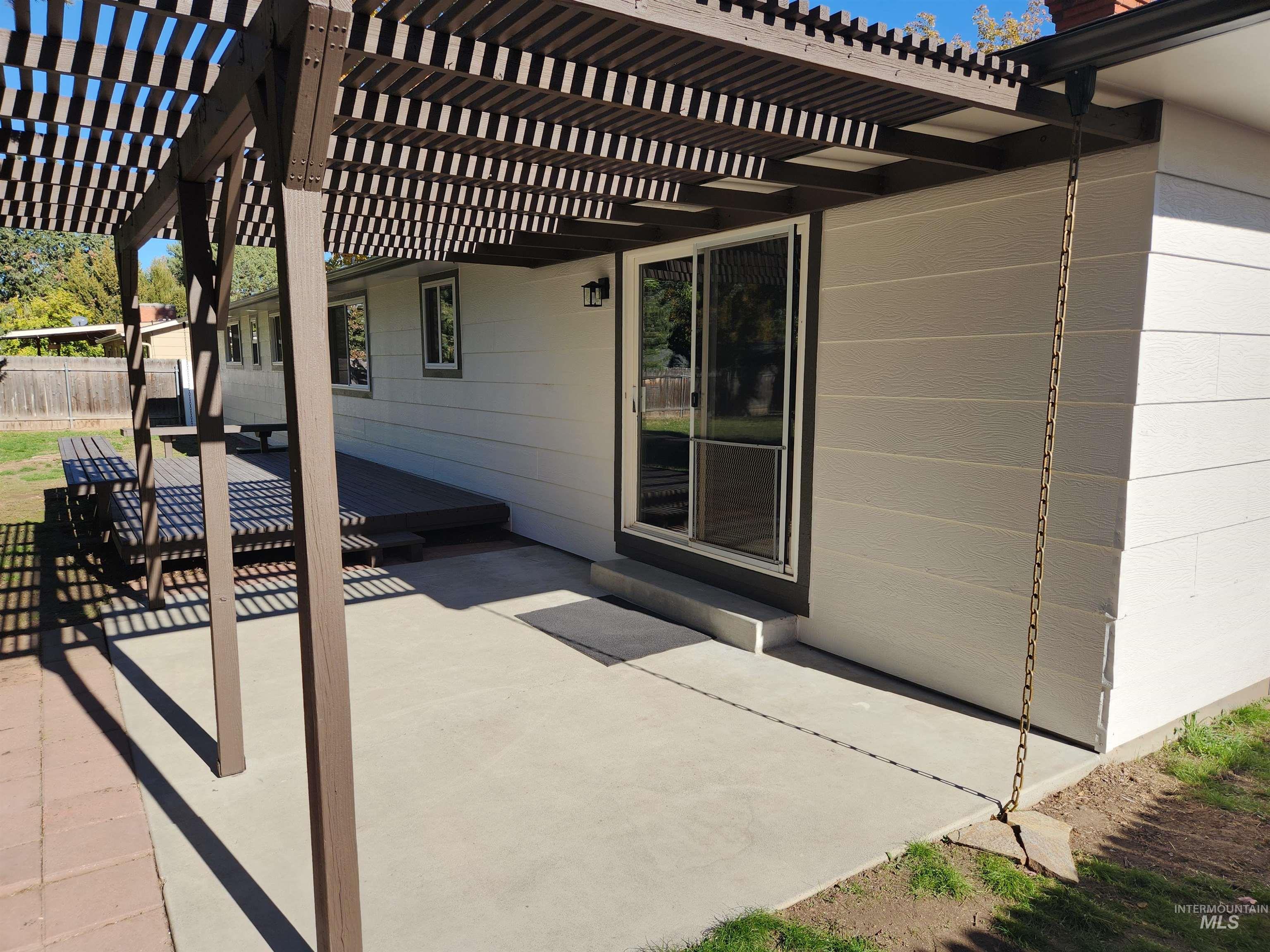 5311 N Marcliffe Property Photo 14