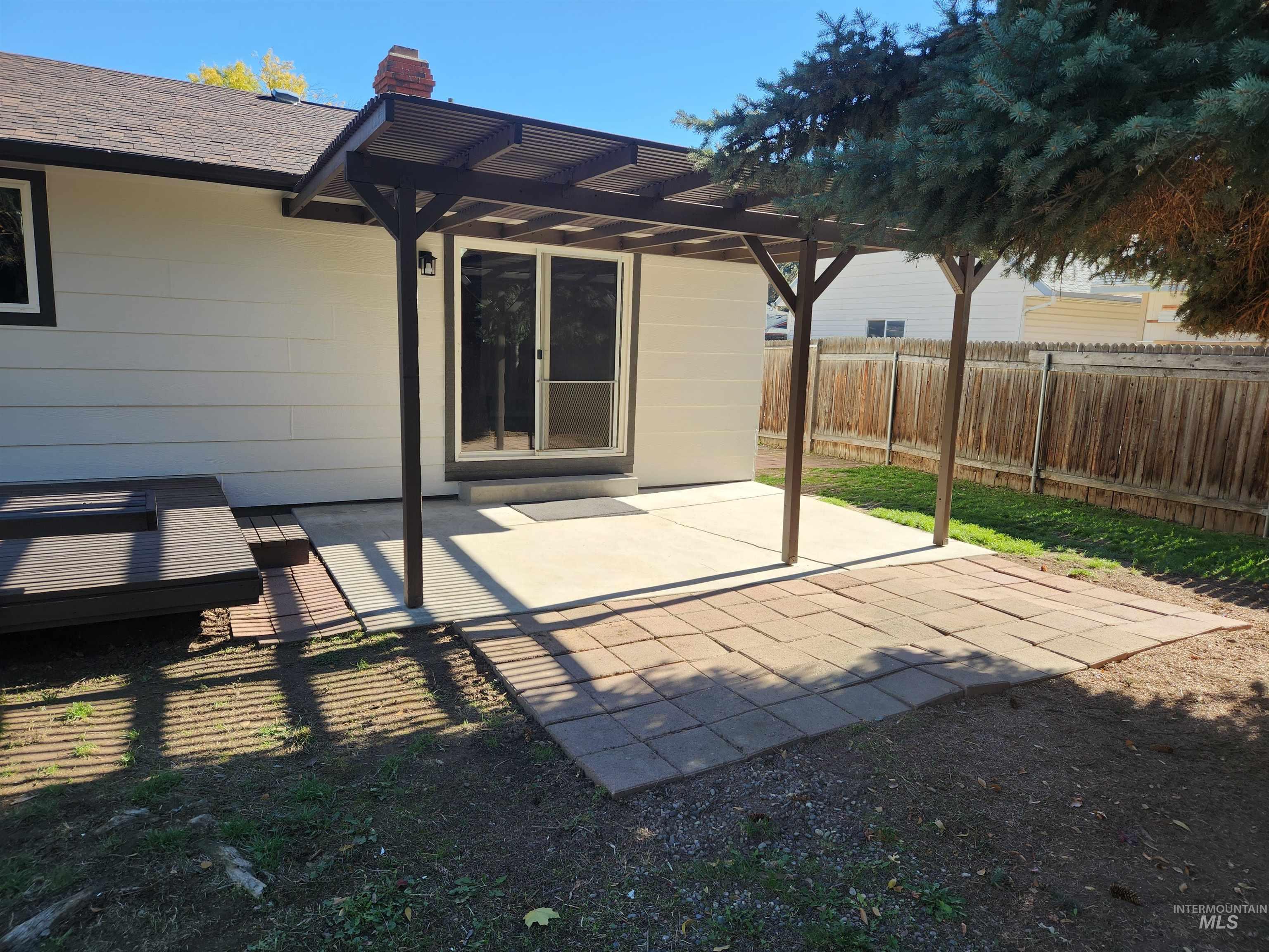 5311 N Marcliffe Property Photo 15