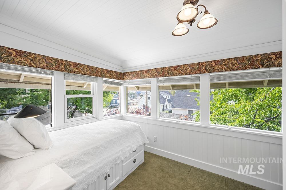 1519 W Jefferson St Property Photo 17