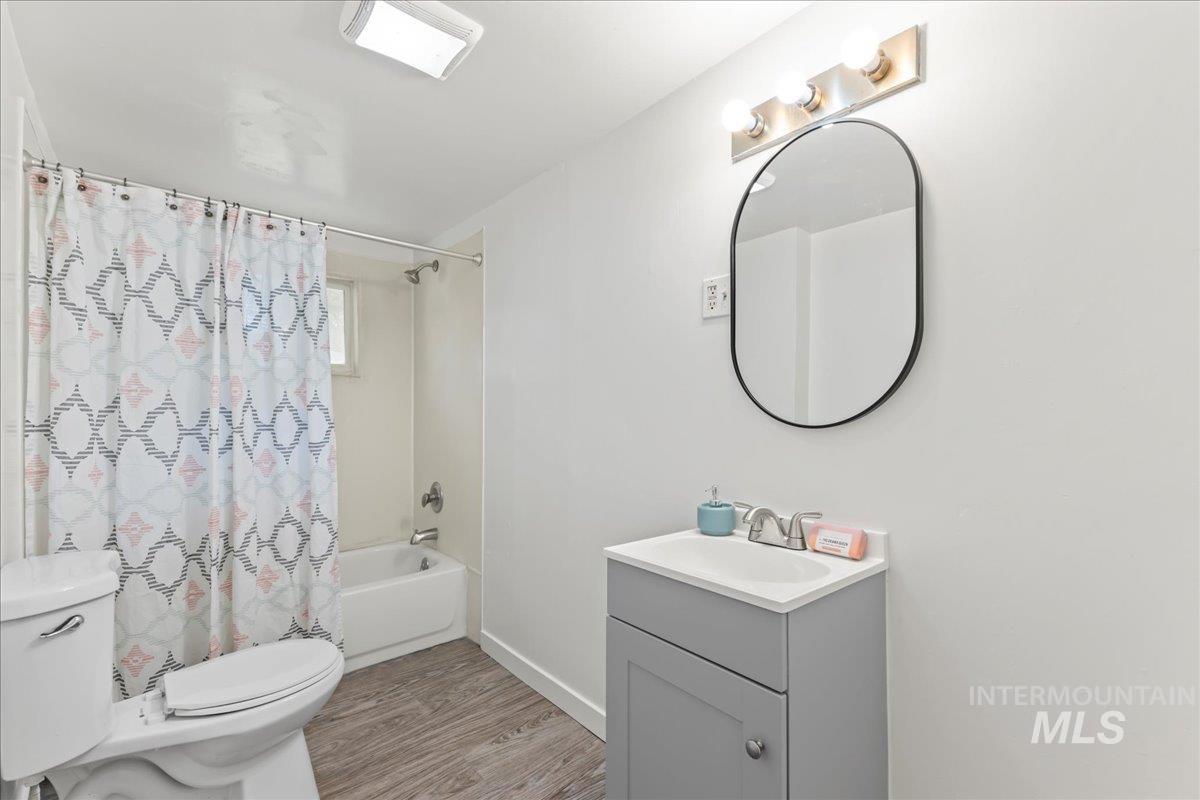 442 1st St N Property Photo 13