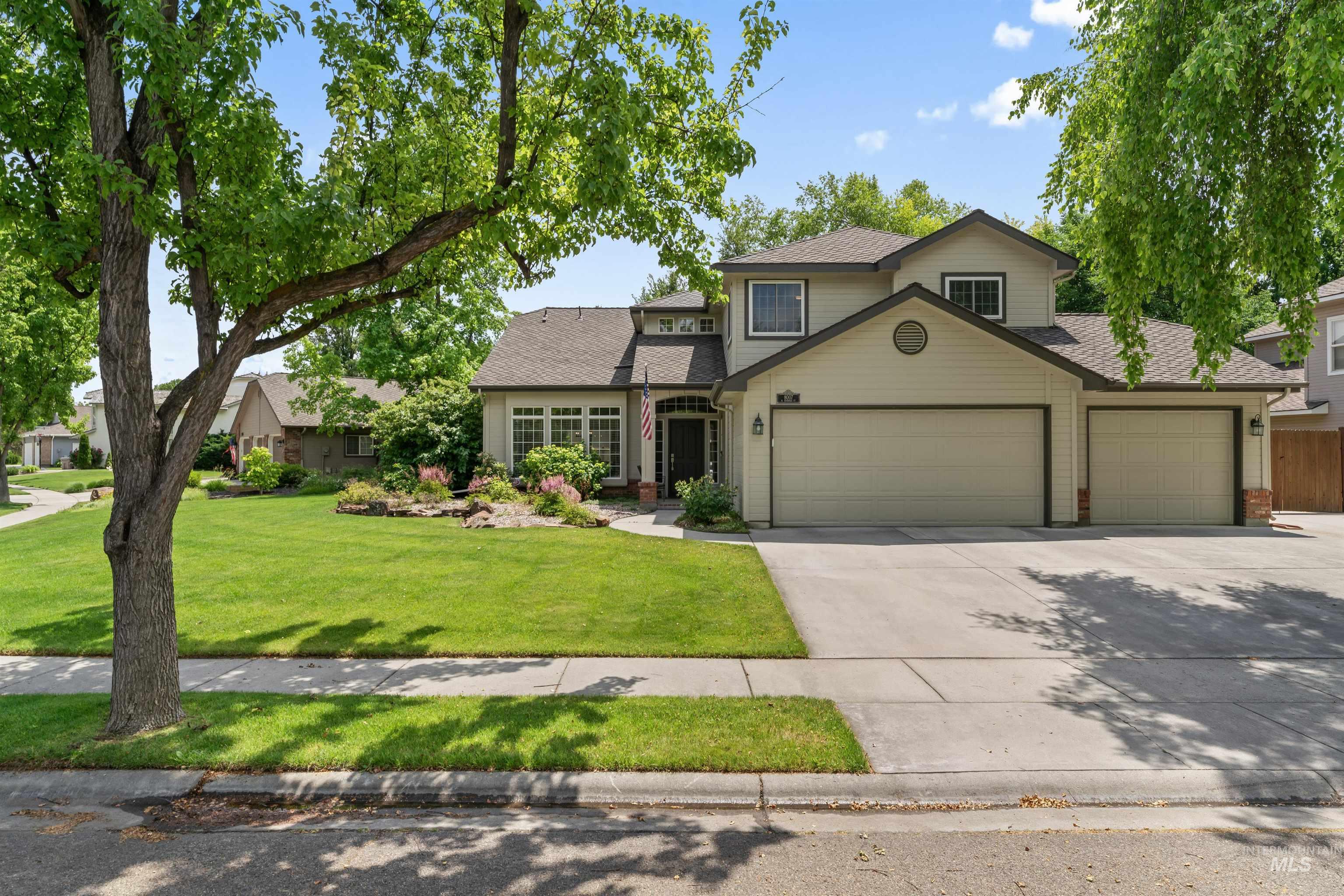 8007 W Scardale Ct. Property Photo 4