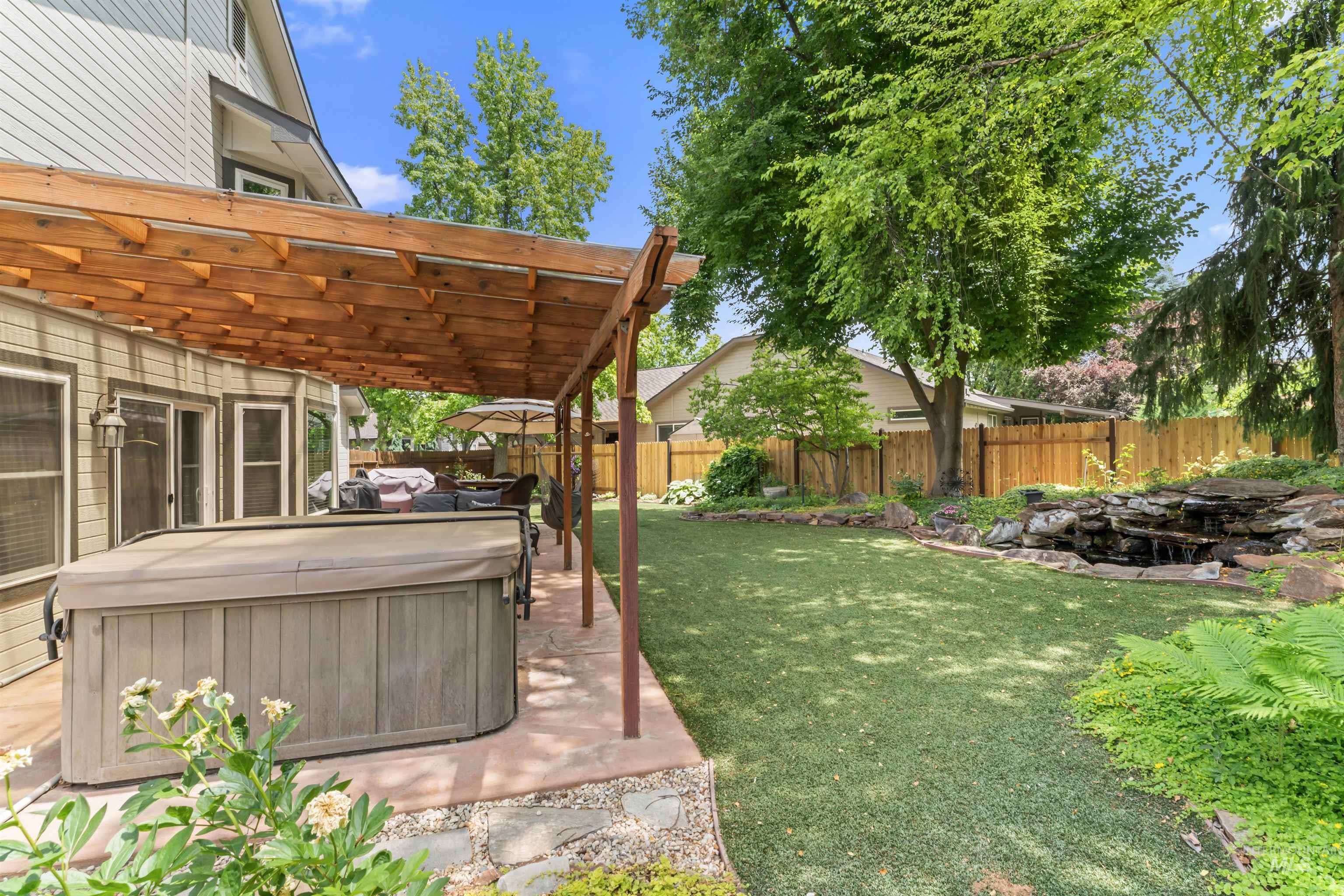 8007 W Scardale Ct. Property Photo 11