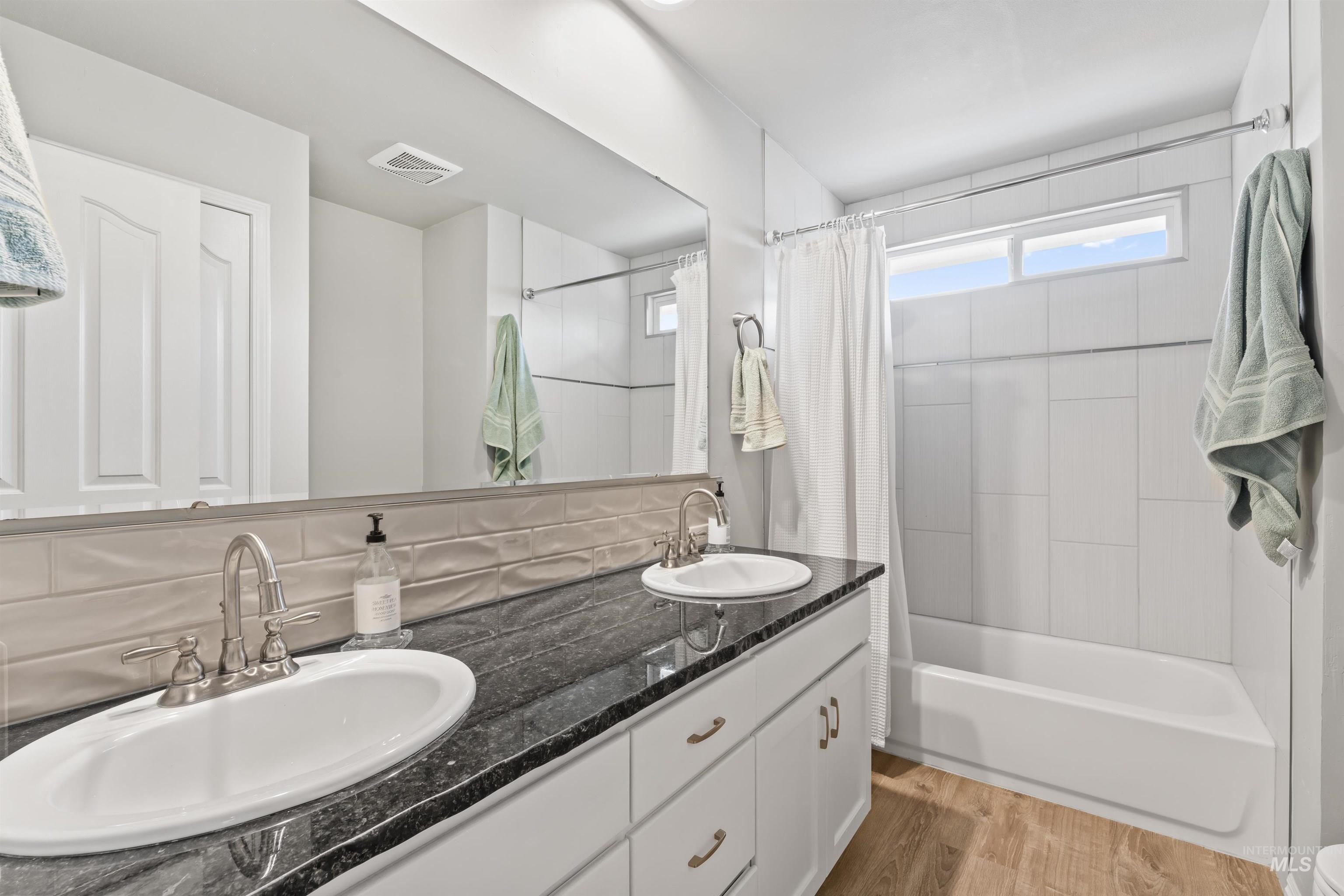 8007 W Scardale Ct. Property Photo 38