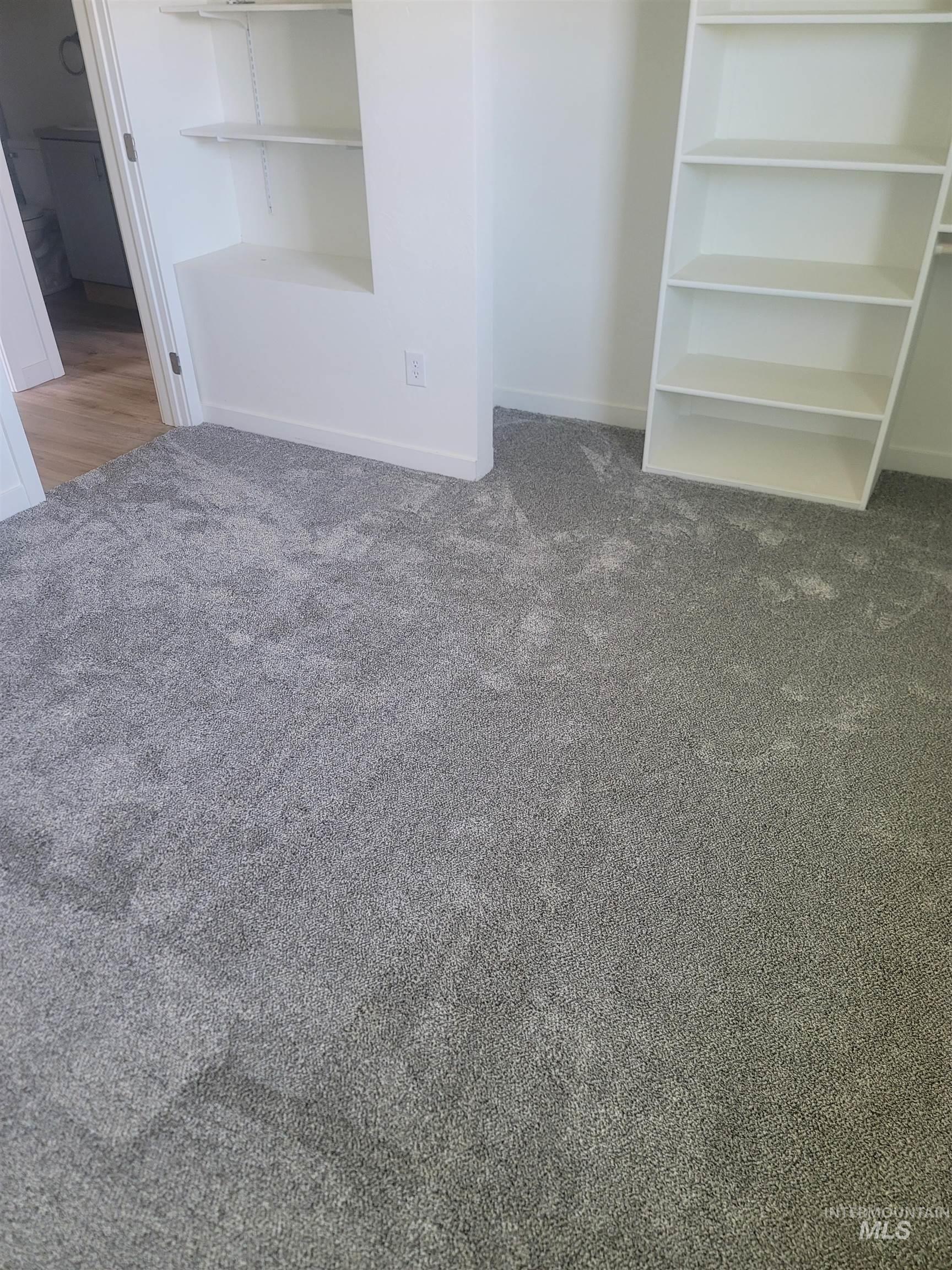 939 Craven Ave Property Photo 14