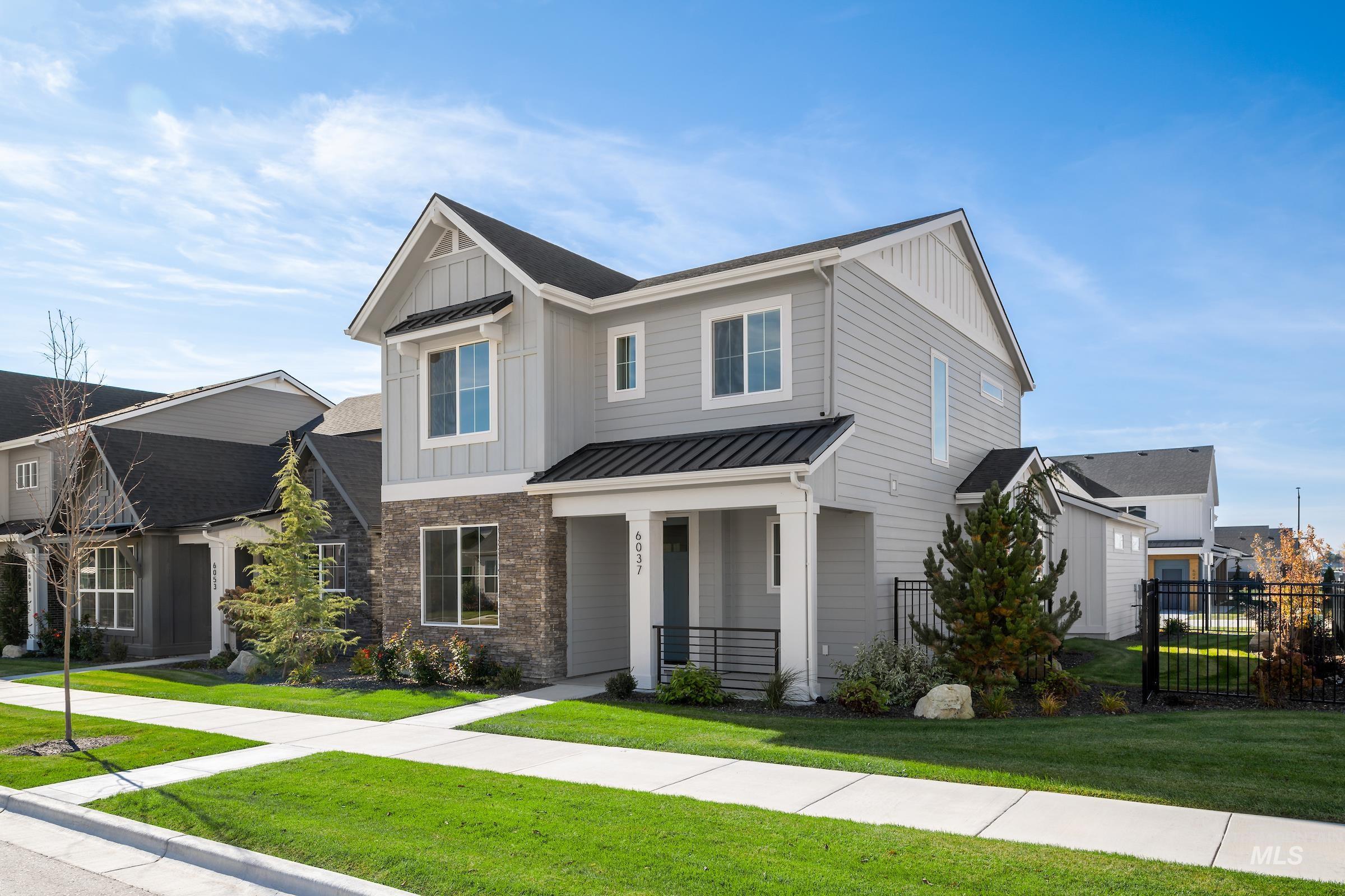 6037 S Hope Ave Property Photo 1