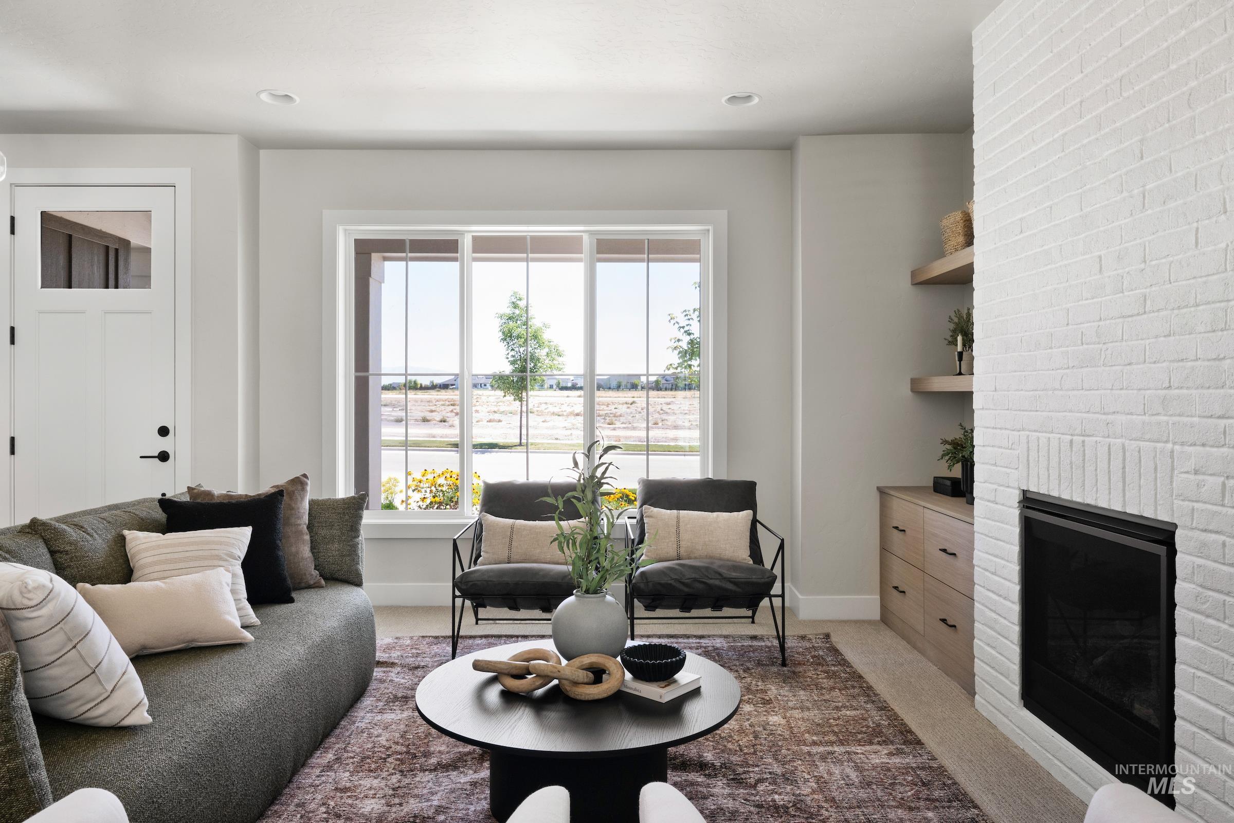 6046 S Hope Ave Property Photo 5