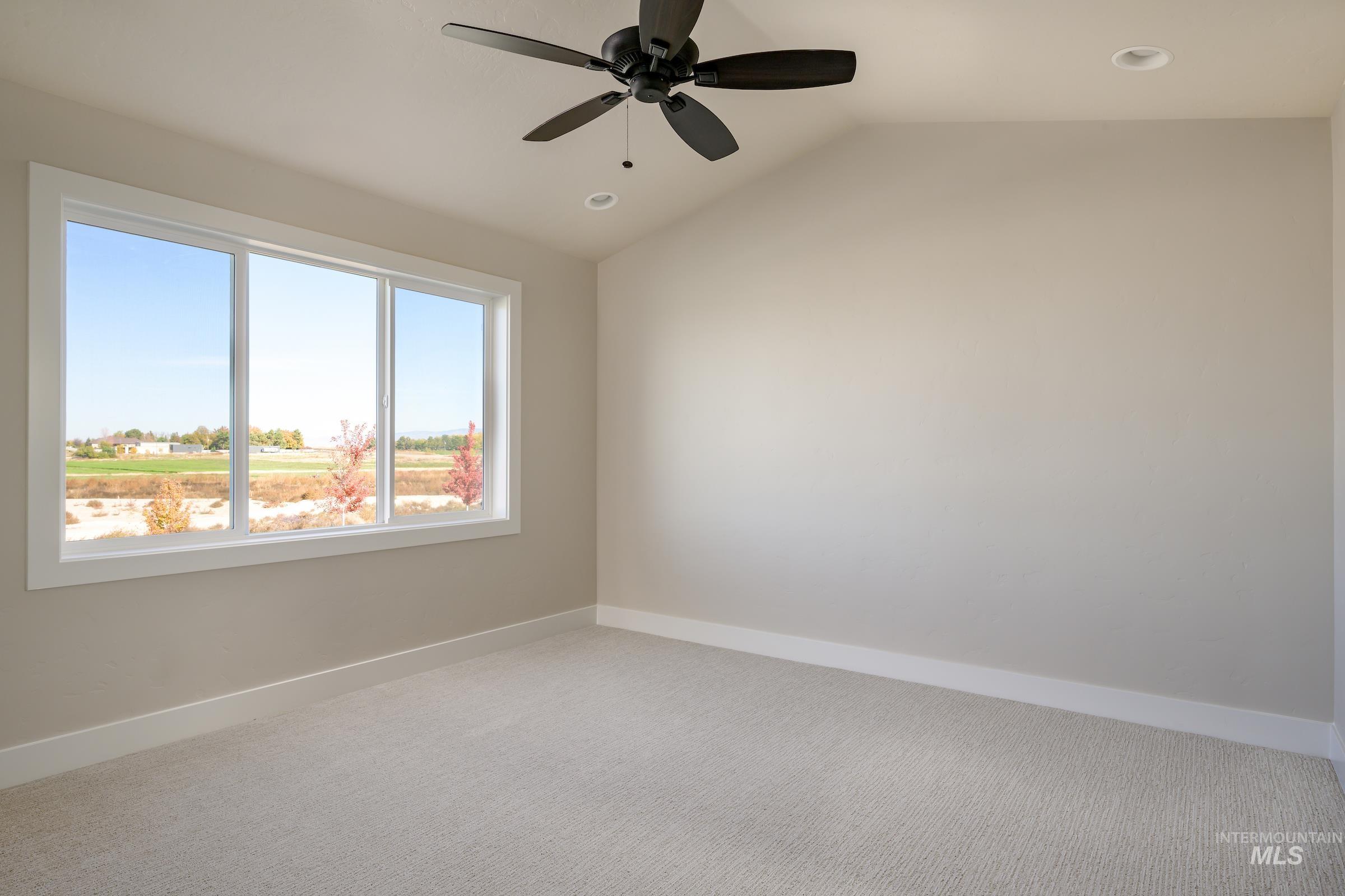 6046 S Hope Ave Property Photo 34