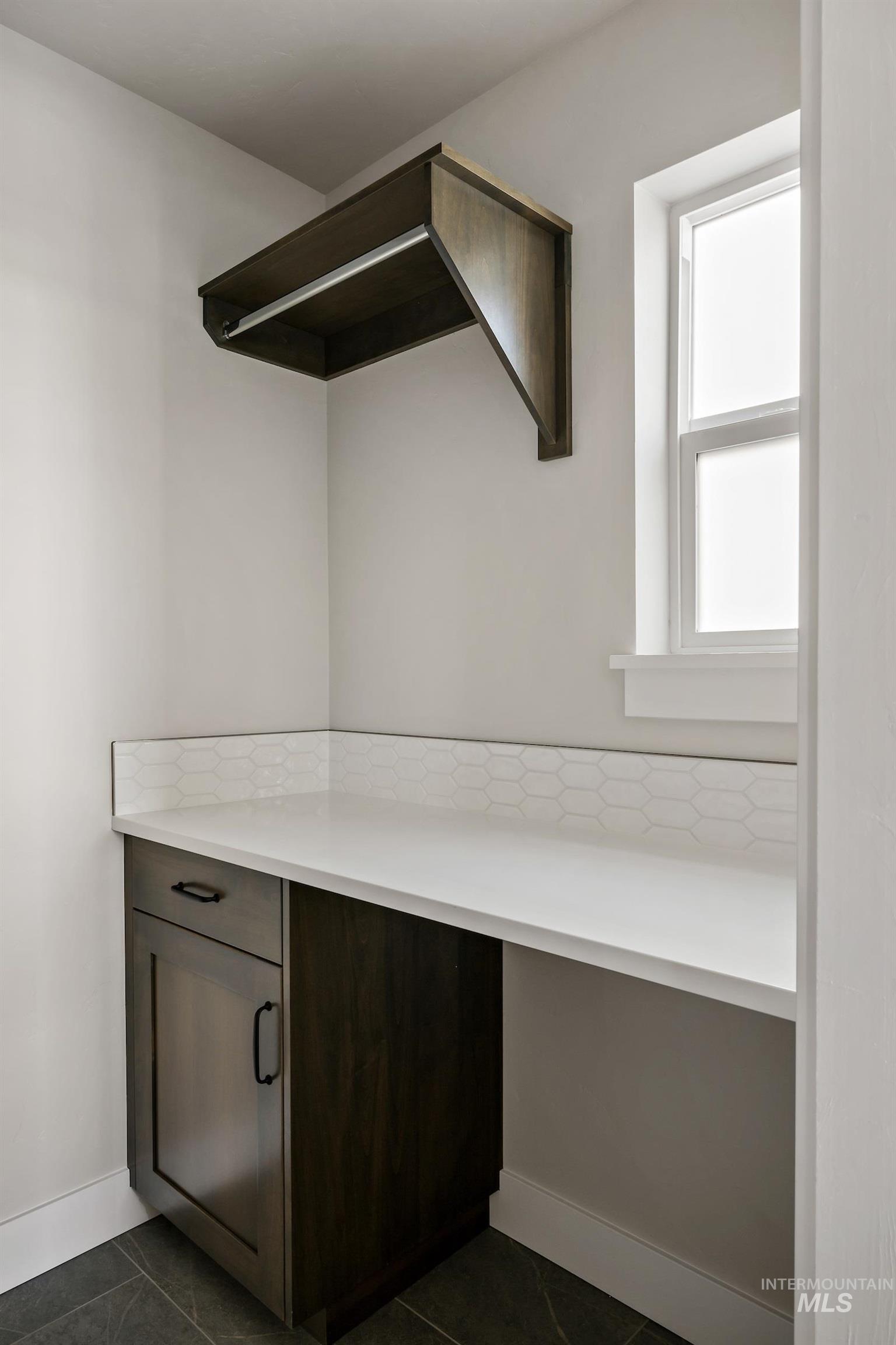 6085 S Hope Ave Property Photo 15