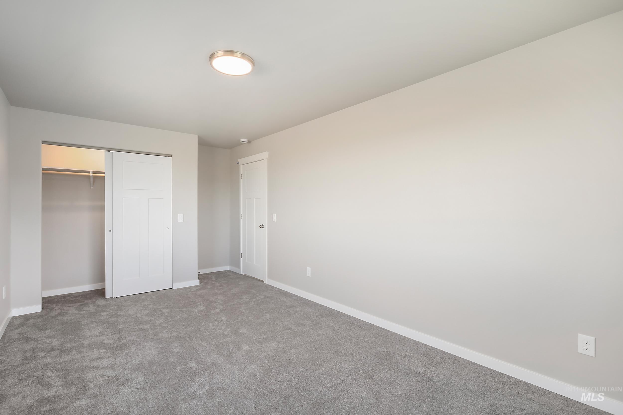 1736 Golden Hills Dr Property Photo 33