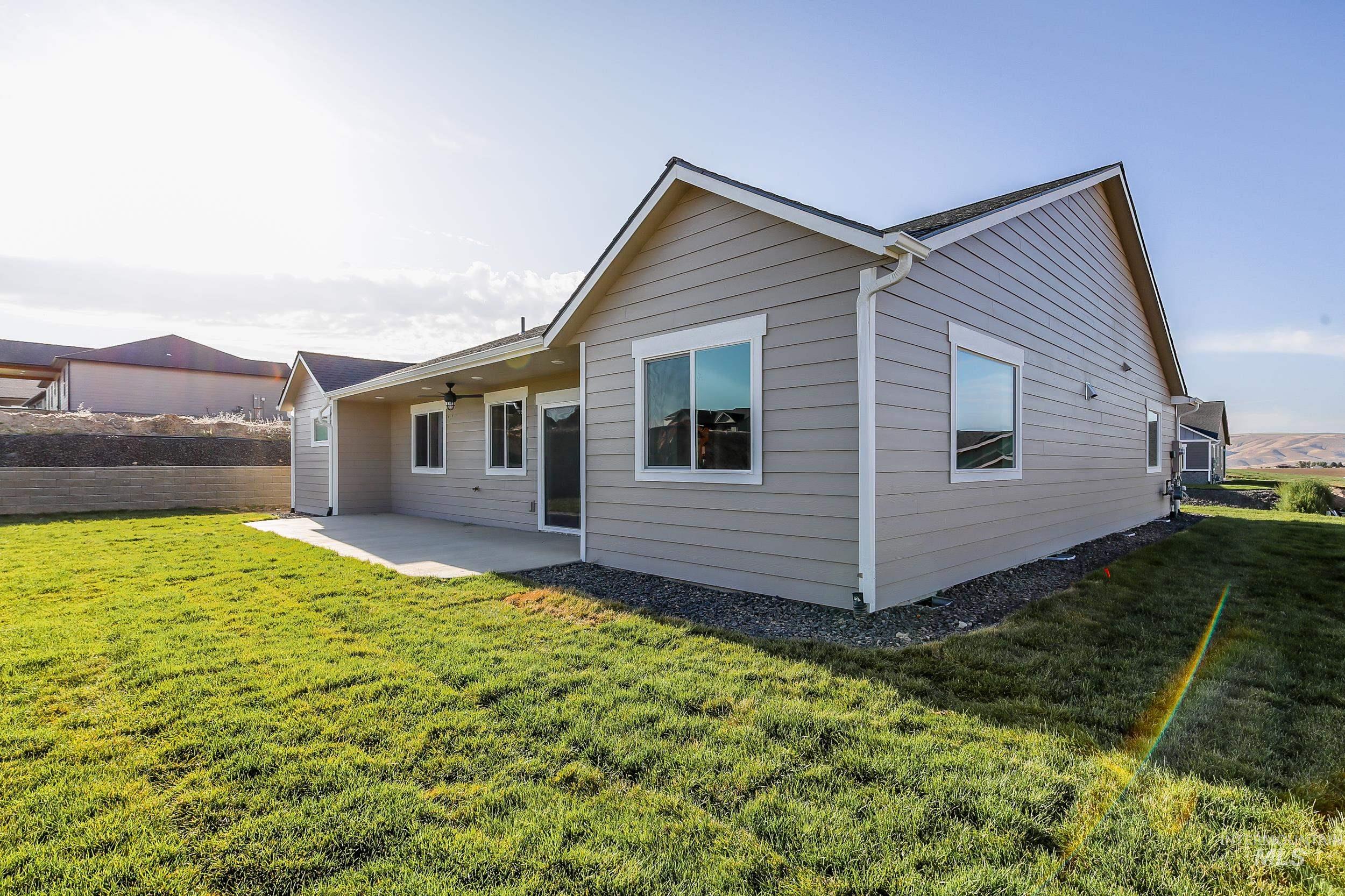 1736 Golden Hills Dr Property Photo 42