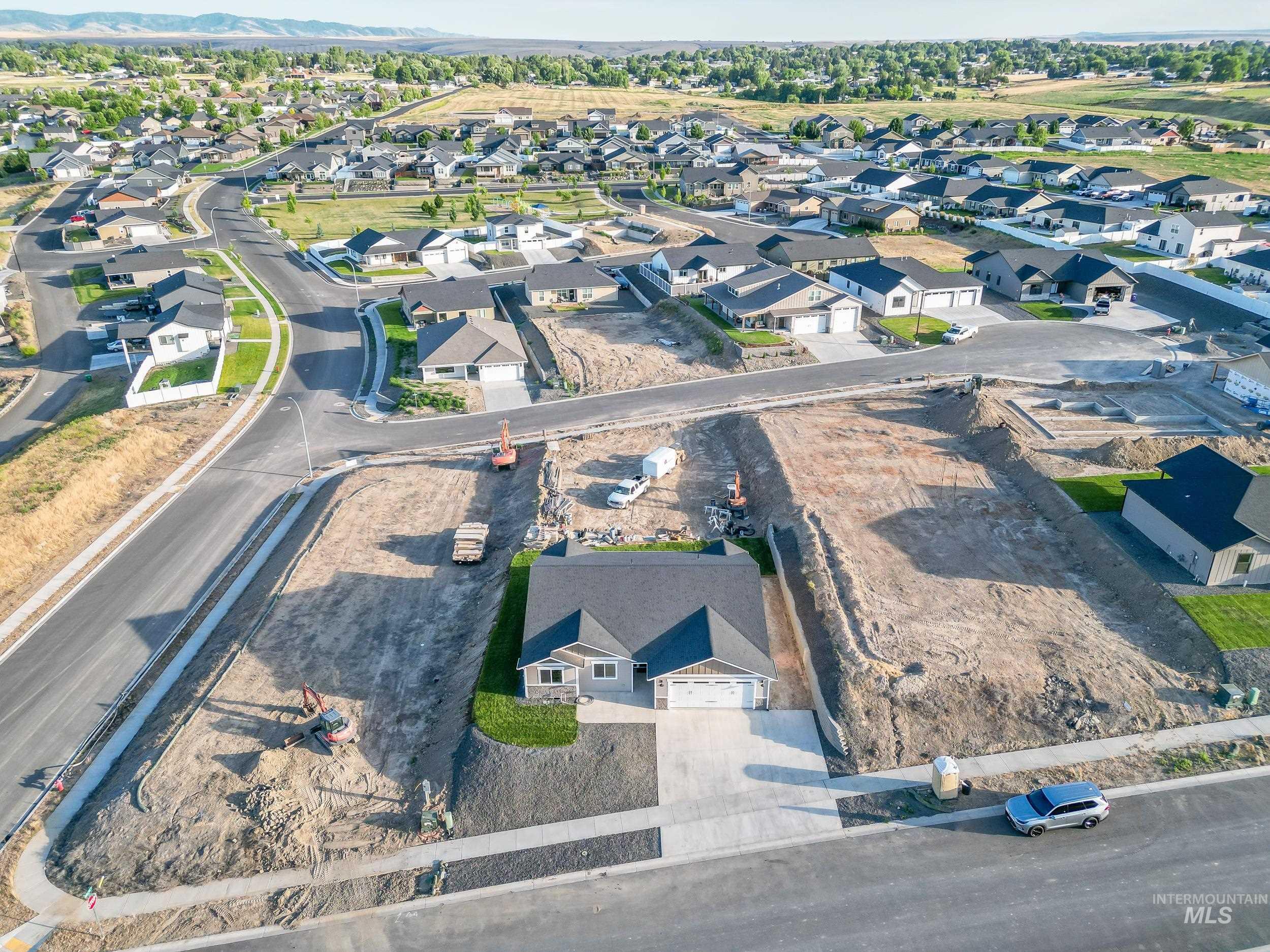 1736 Golden Hills Dr Property Photo 44