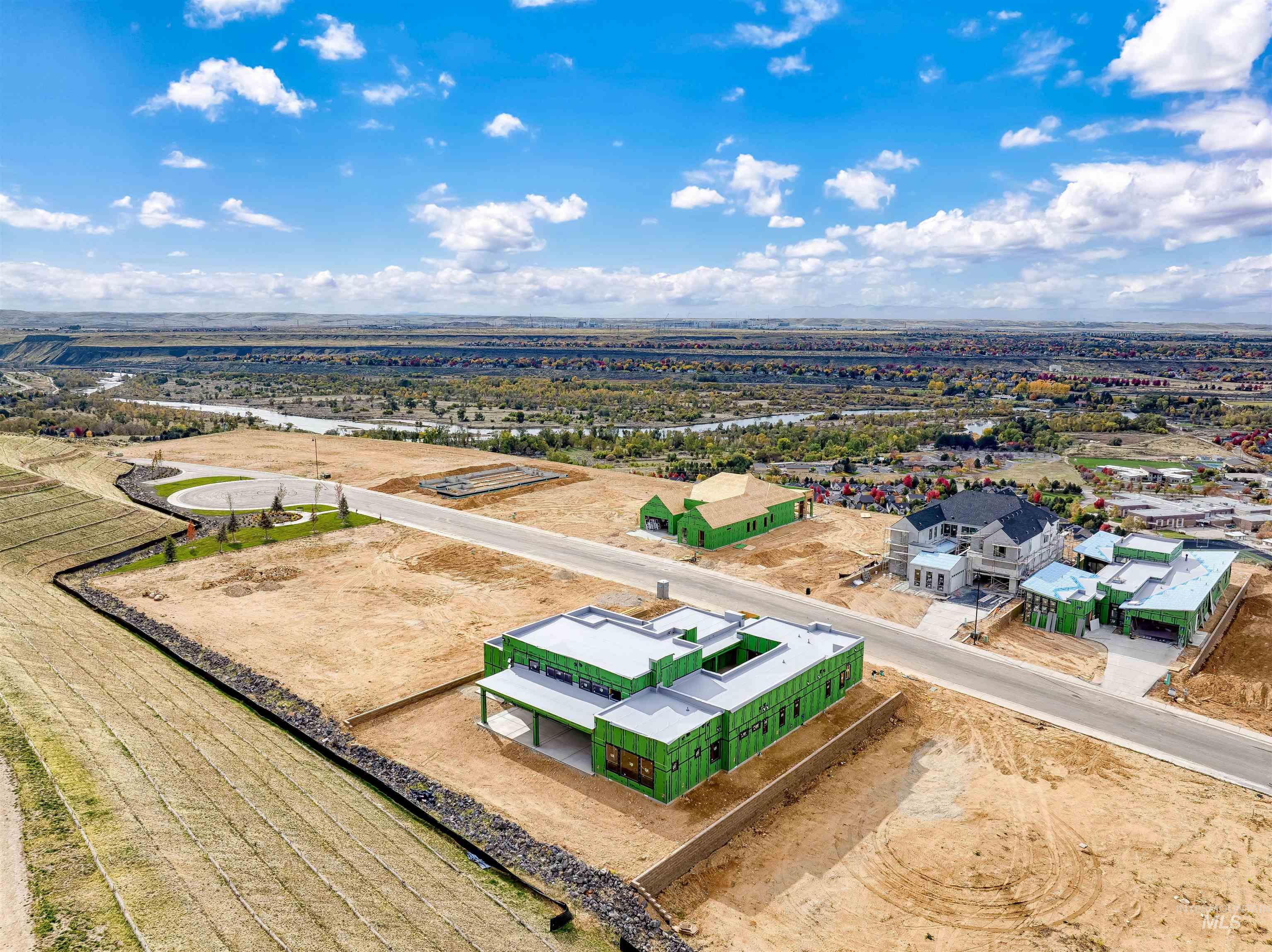 6178 E Prominence Dr. Property Photo 6