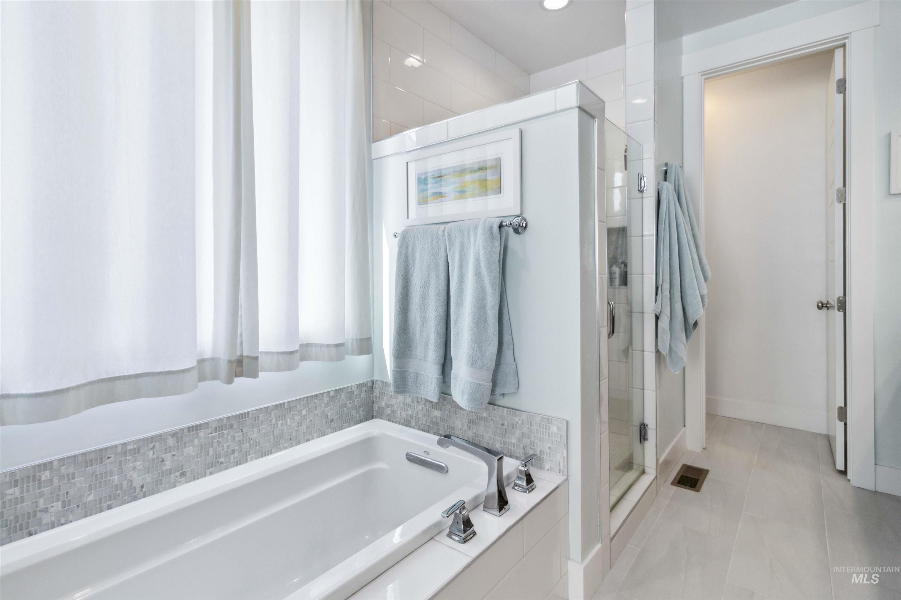 5916 S Wayland Way Property Photo 10