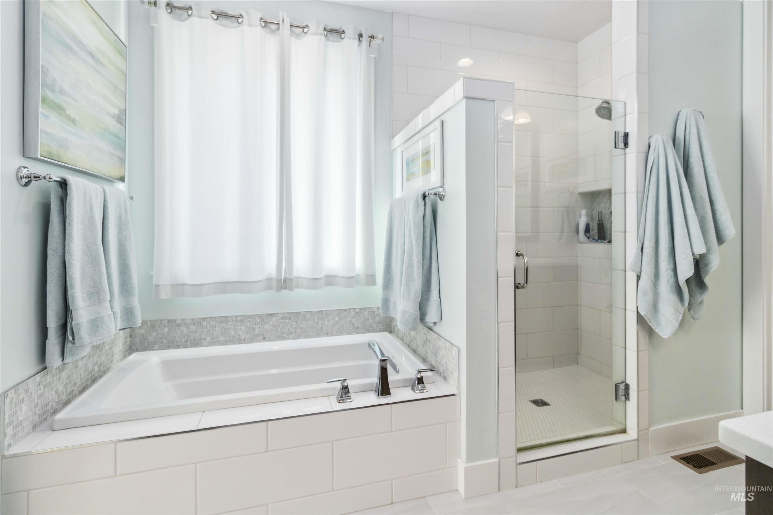 5916 S Wayland Way Property Photo 12