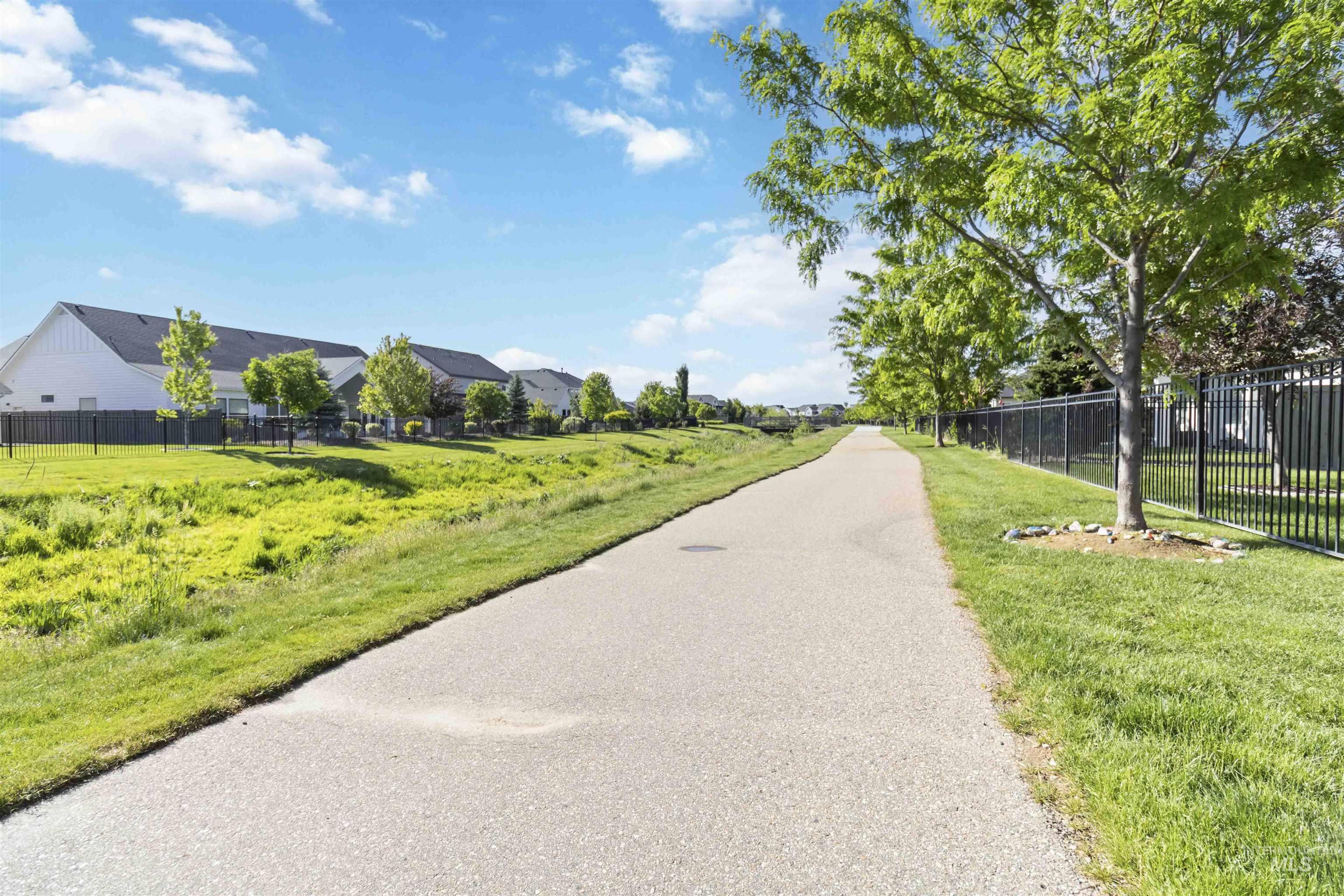 5916 S Wayland Way Property Photo 46