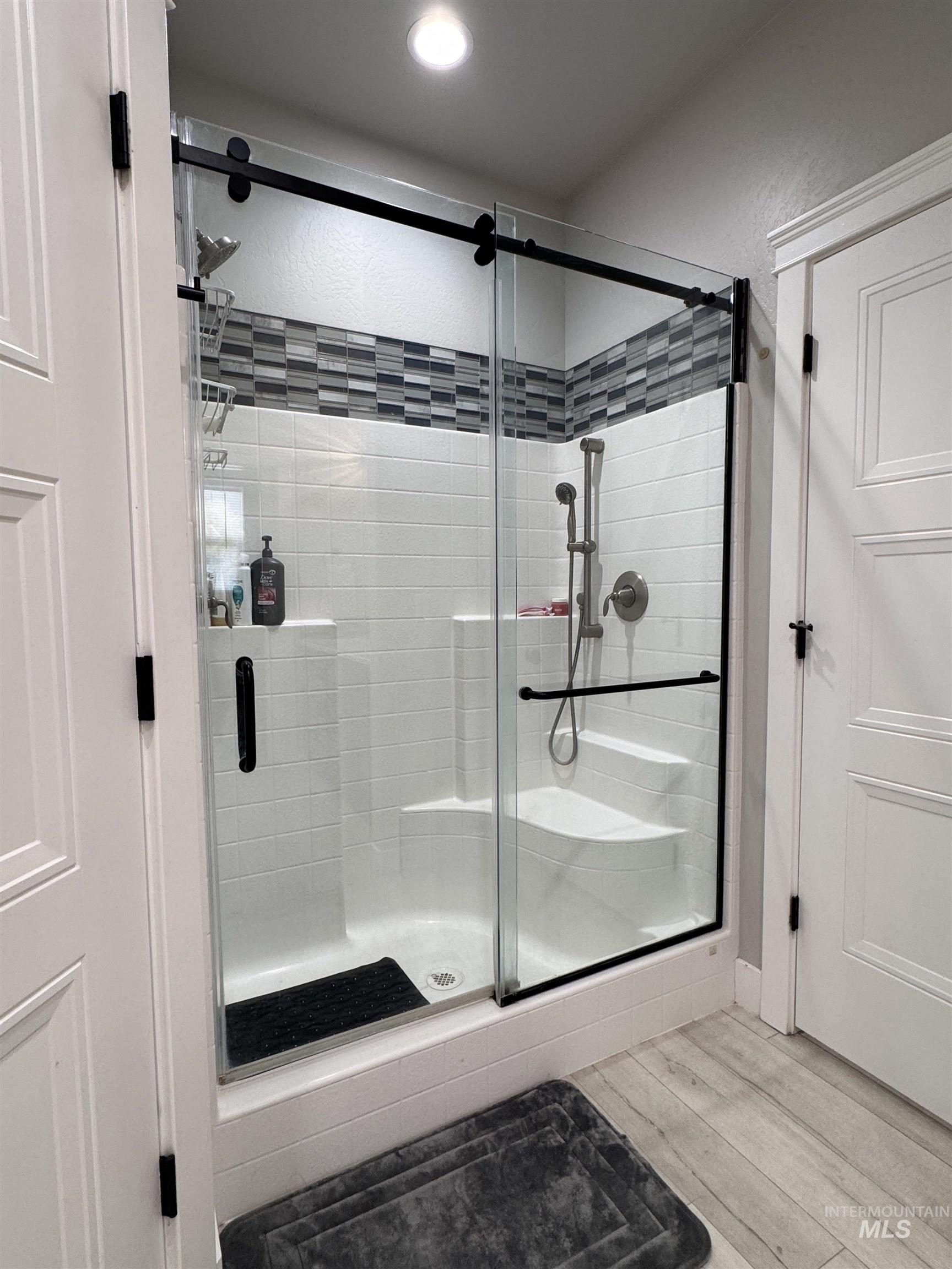 813 Owl Court Property Photo 16