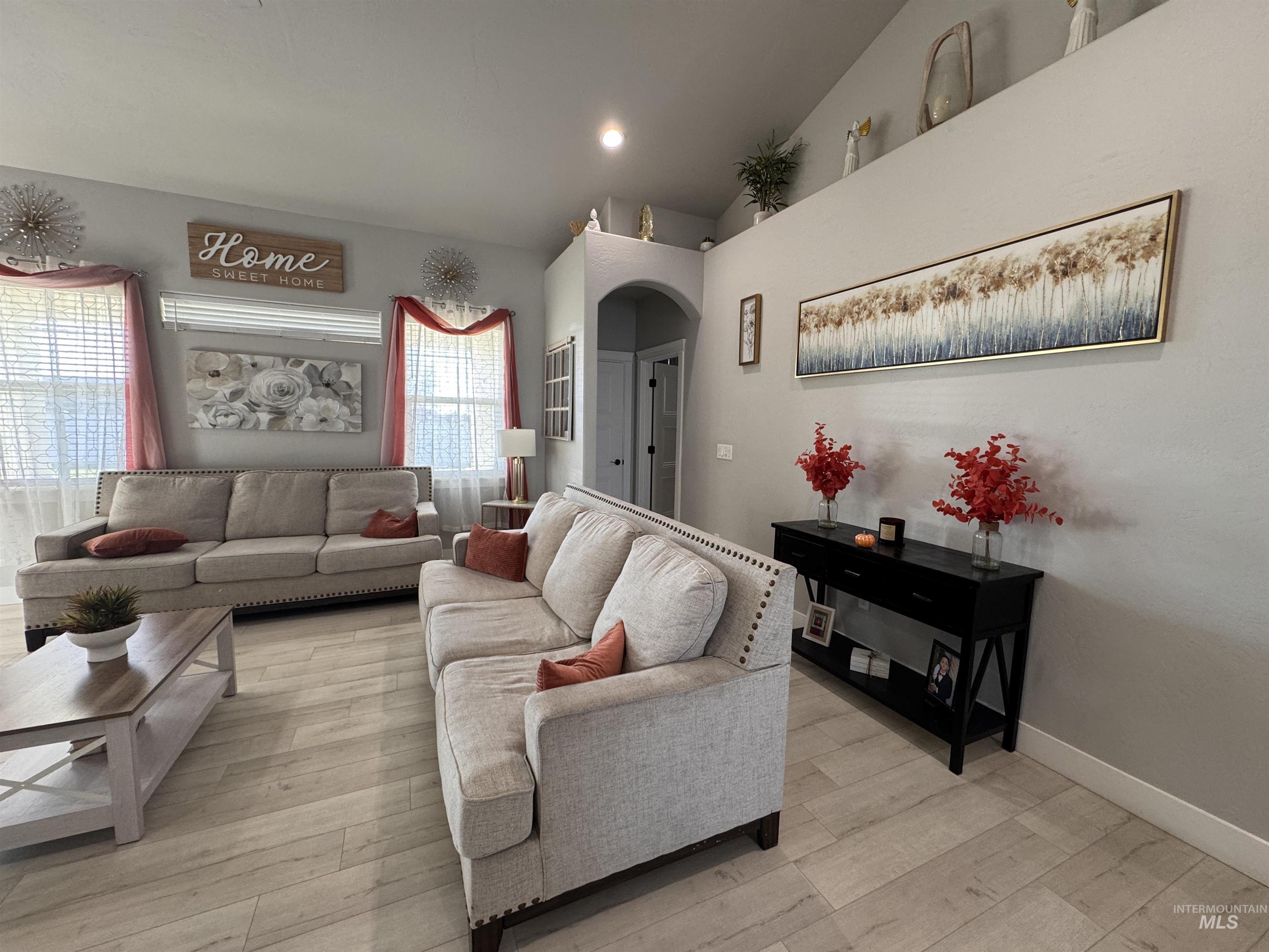 813 Owl Court Property Photo 19