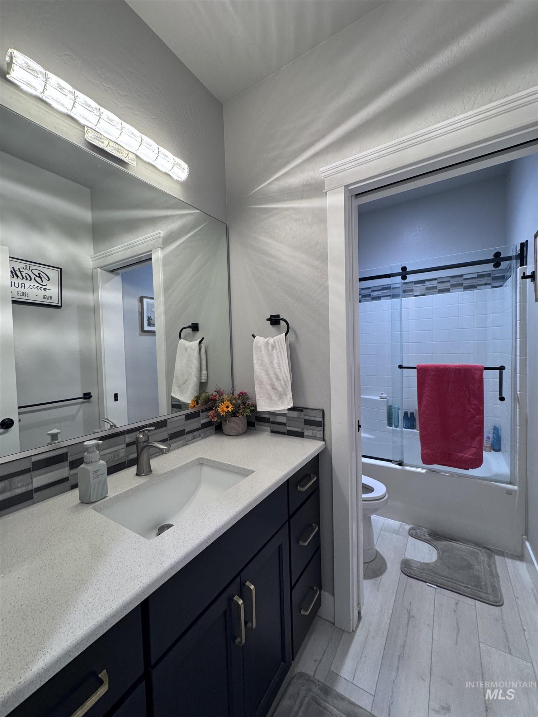 813 Owl Court Property Photo 25