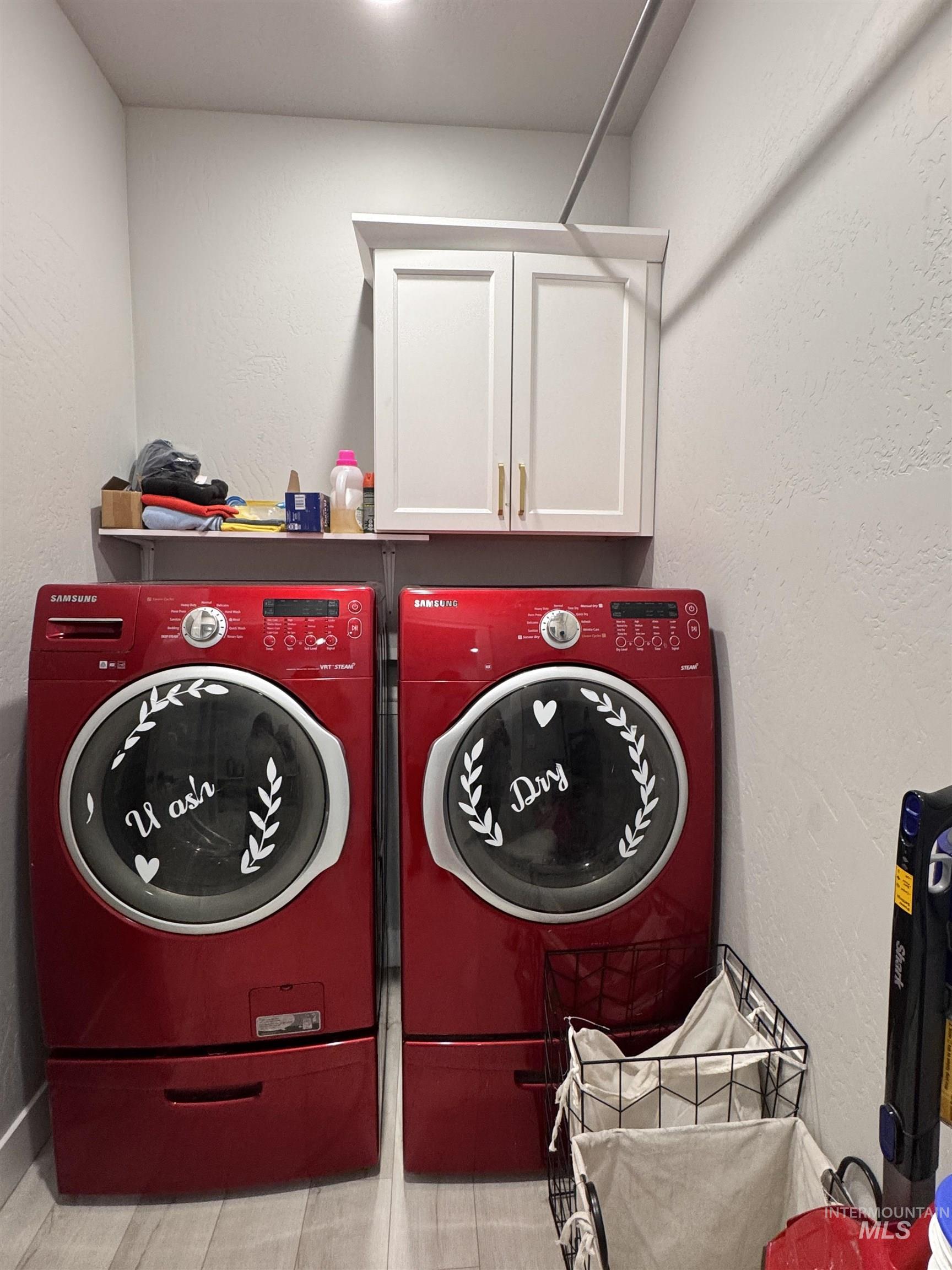 813 Owl Court Property Photo 29