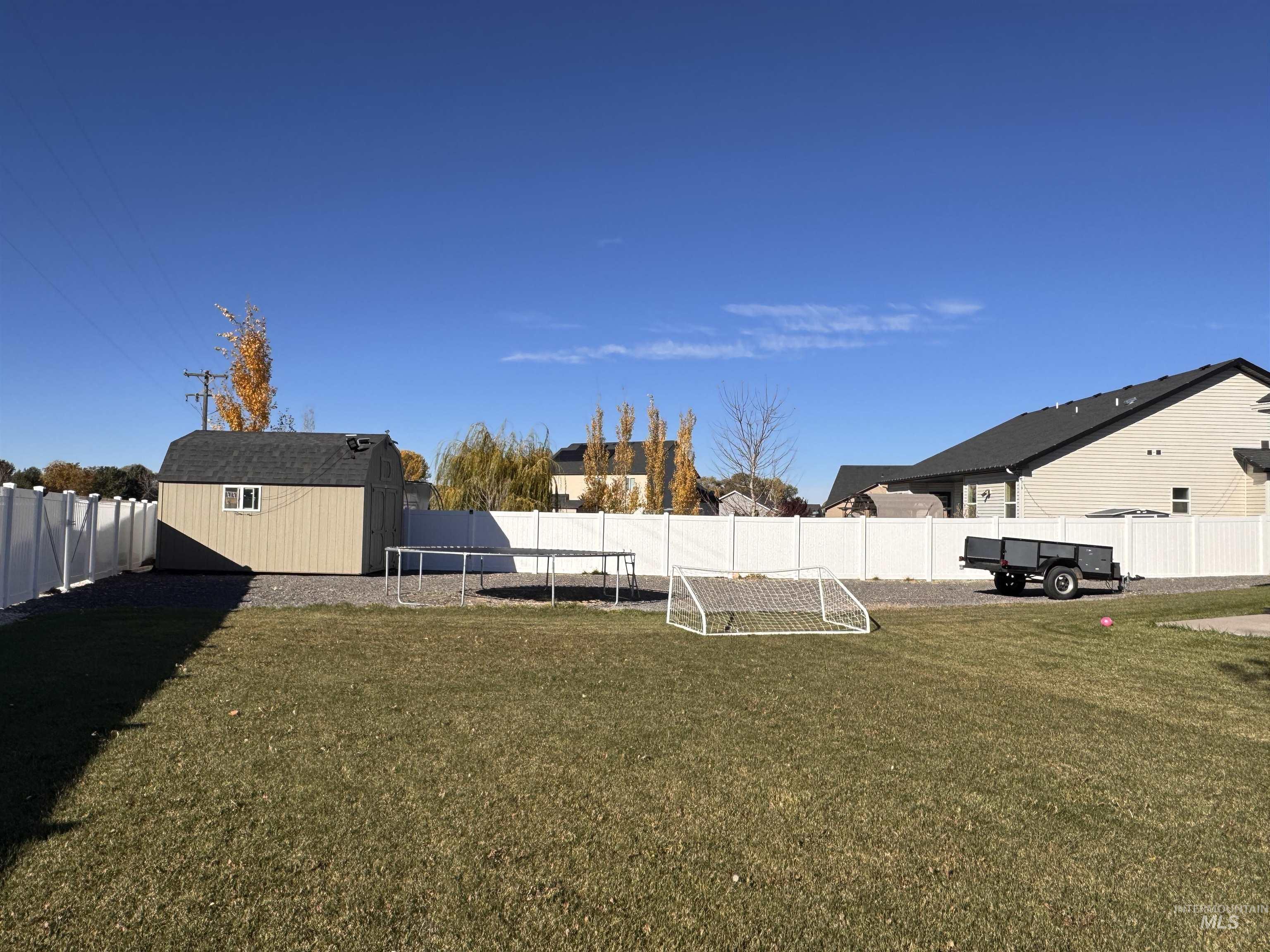 813 Owl Court Property Photo 33