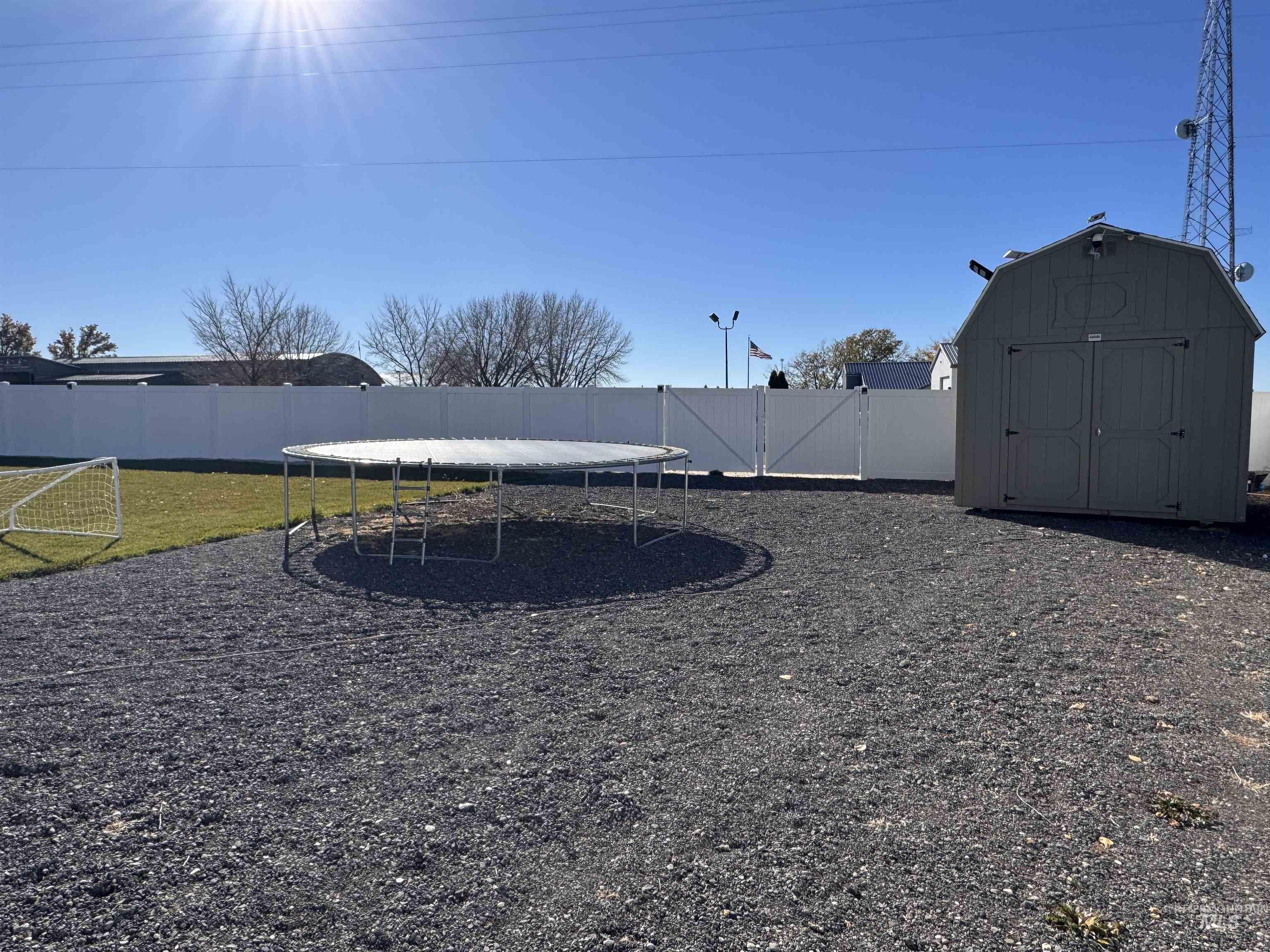 813 Owl Court Property Photo 34