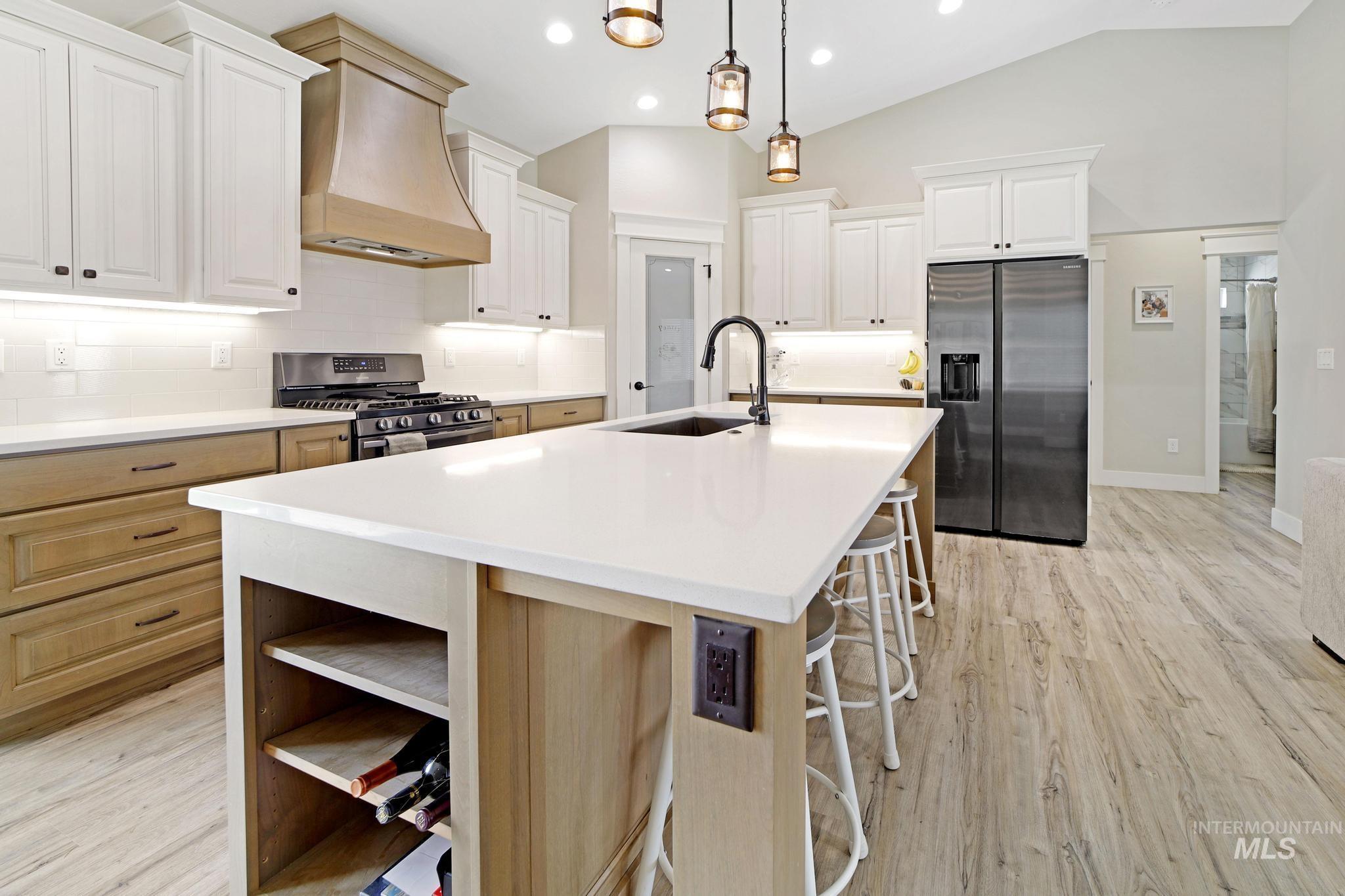 284 Sandi Road Property Photo 2