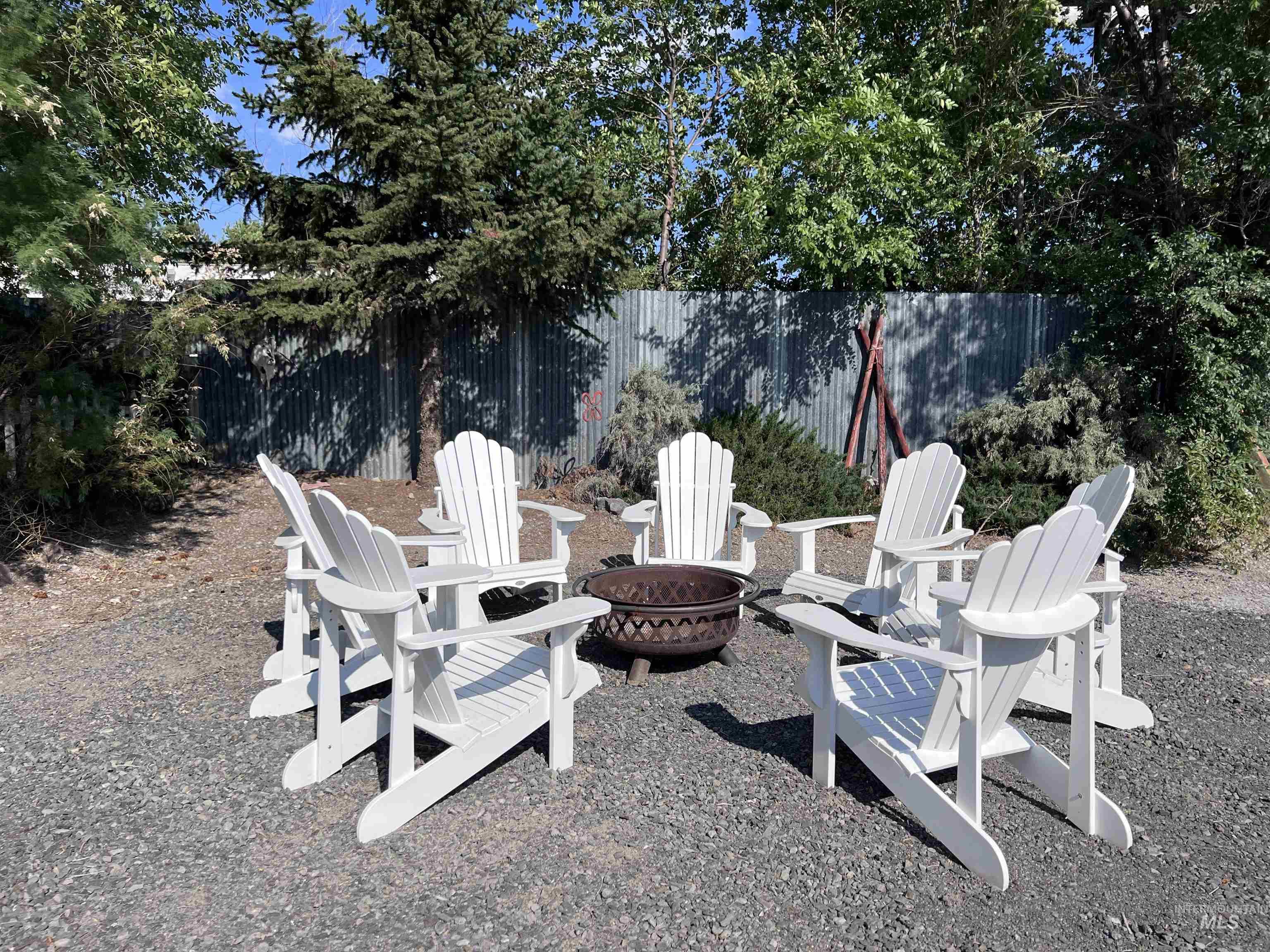 416 W Us Highway 30 Property Photo 17