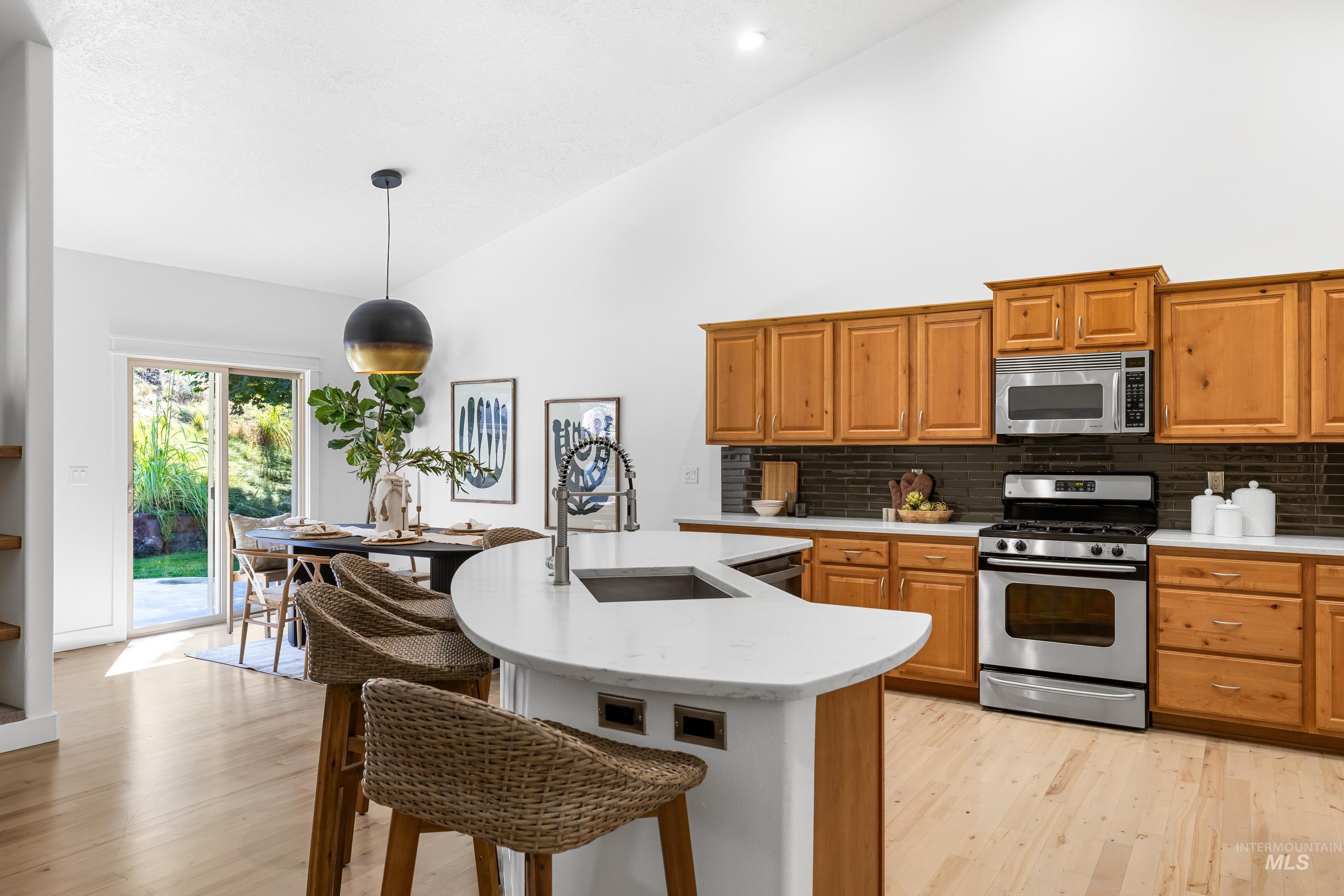 4846 N Arrow Villa Way Property Photo 11