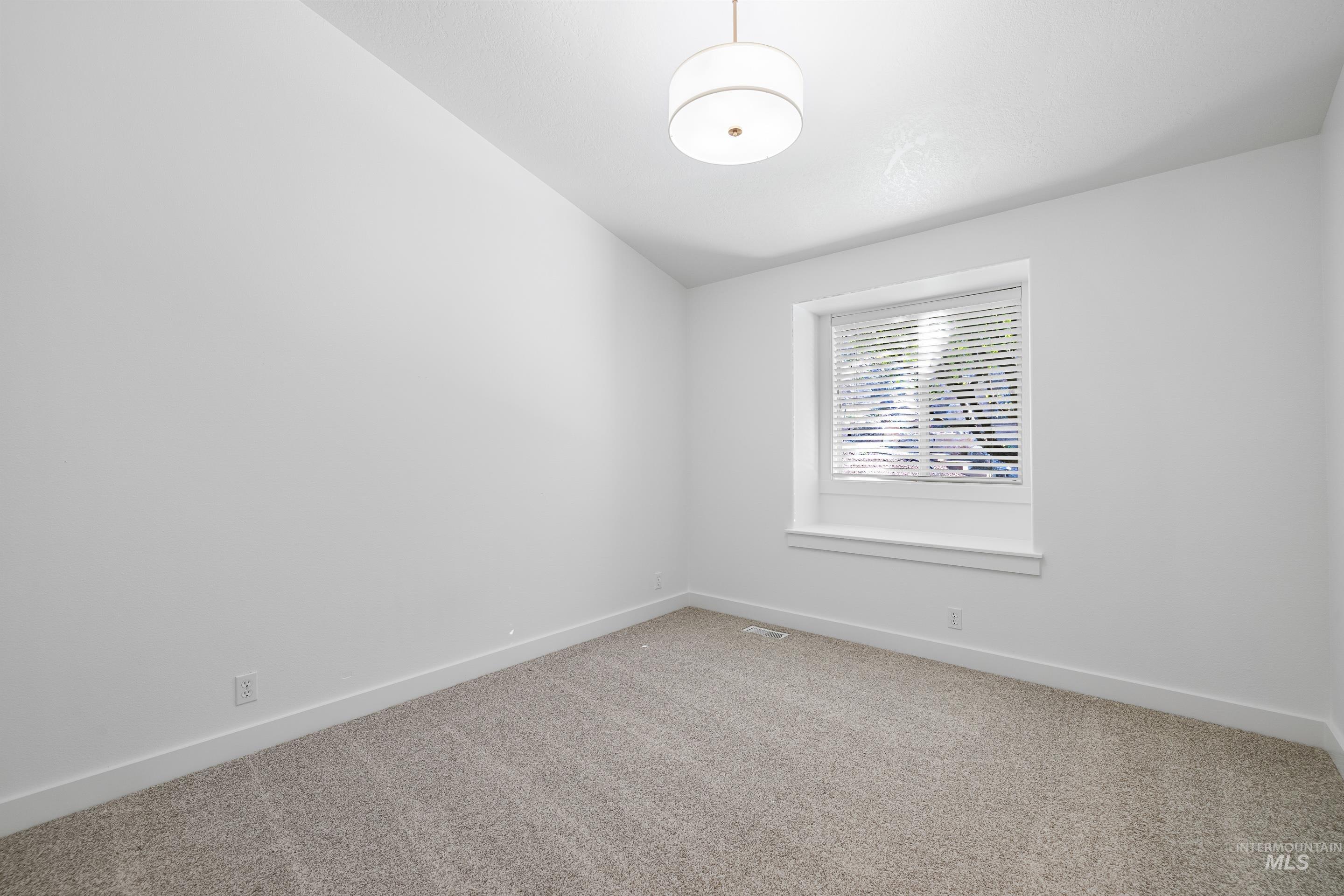 4846 N Arrow Villa Way Property Photo 28