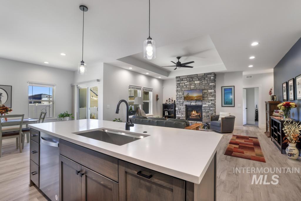 729 Satia Ln. Property Photo 4