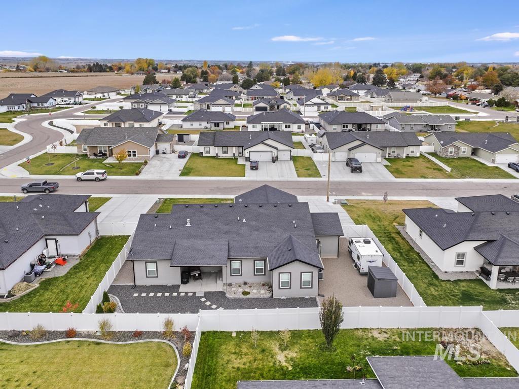 729 Satia Ln. Property Photo 16