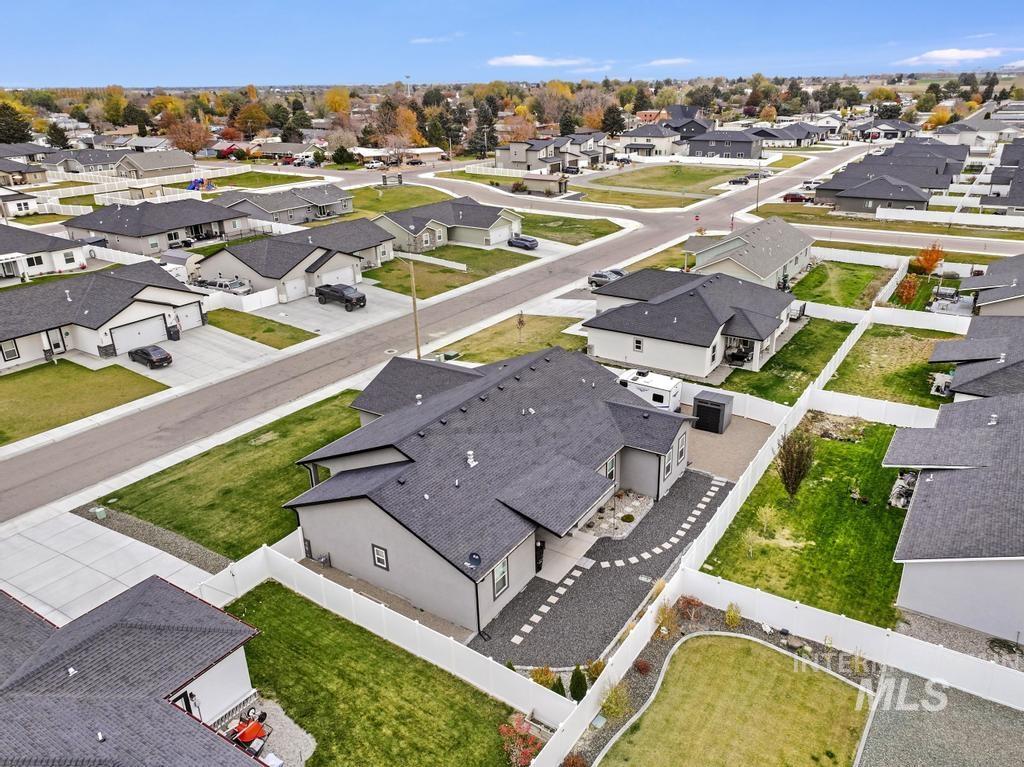 729 Satia Ln. Property Photo 17