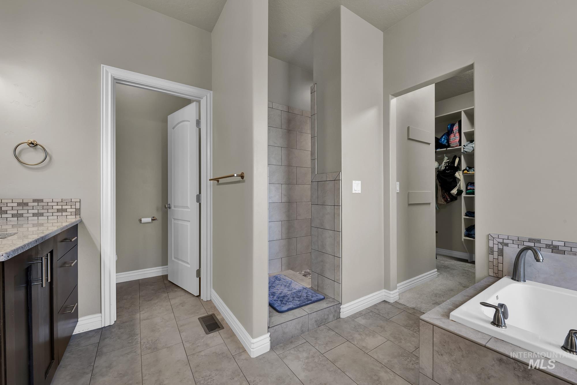 12220 Apple Rose Way Property Photo 25