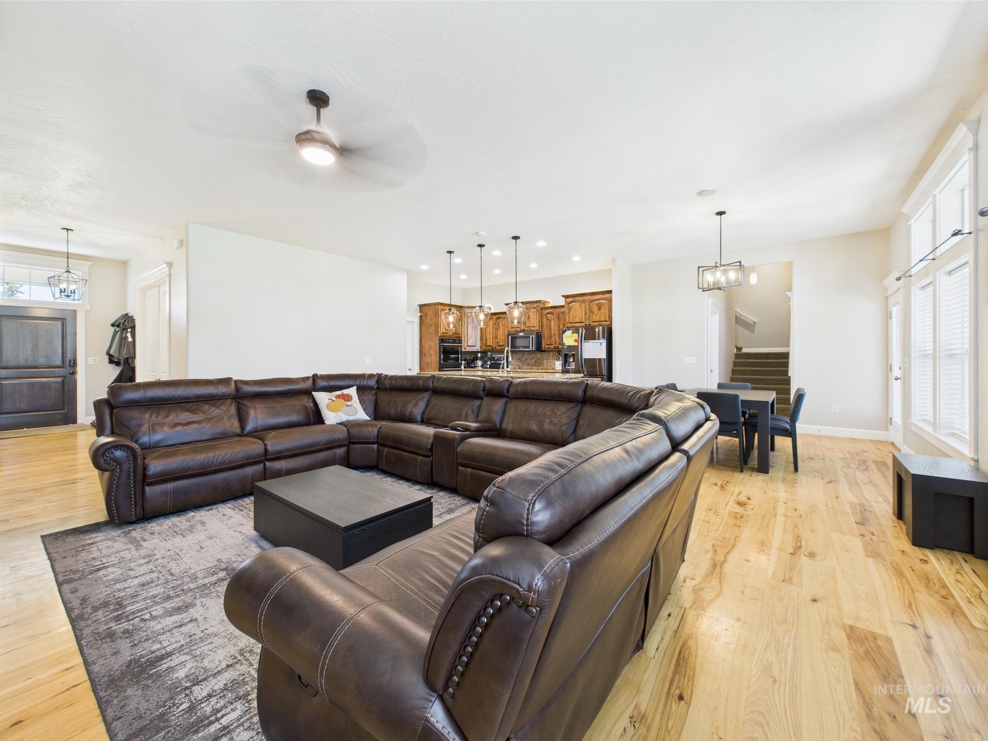 7866 Open Sky Rd Property Photo 3