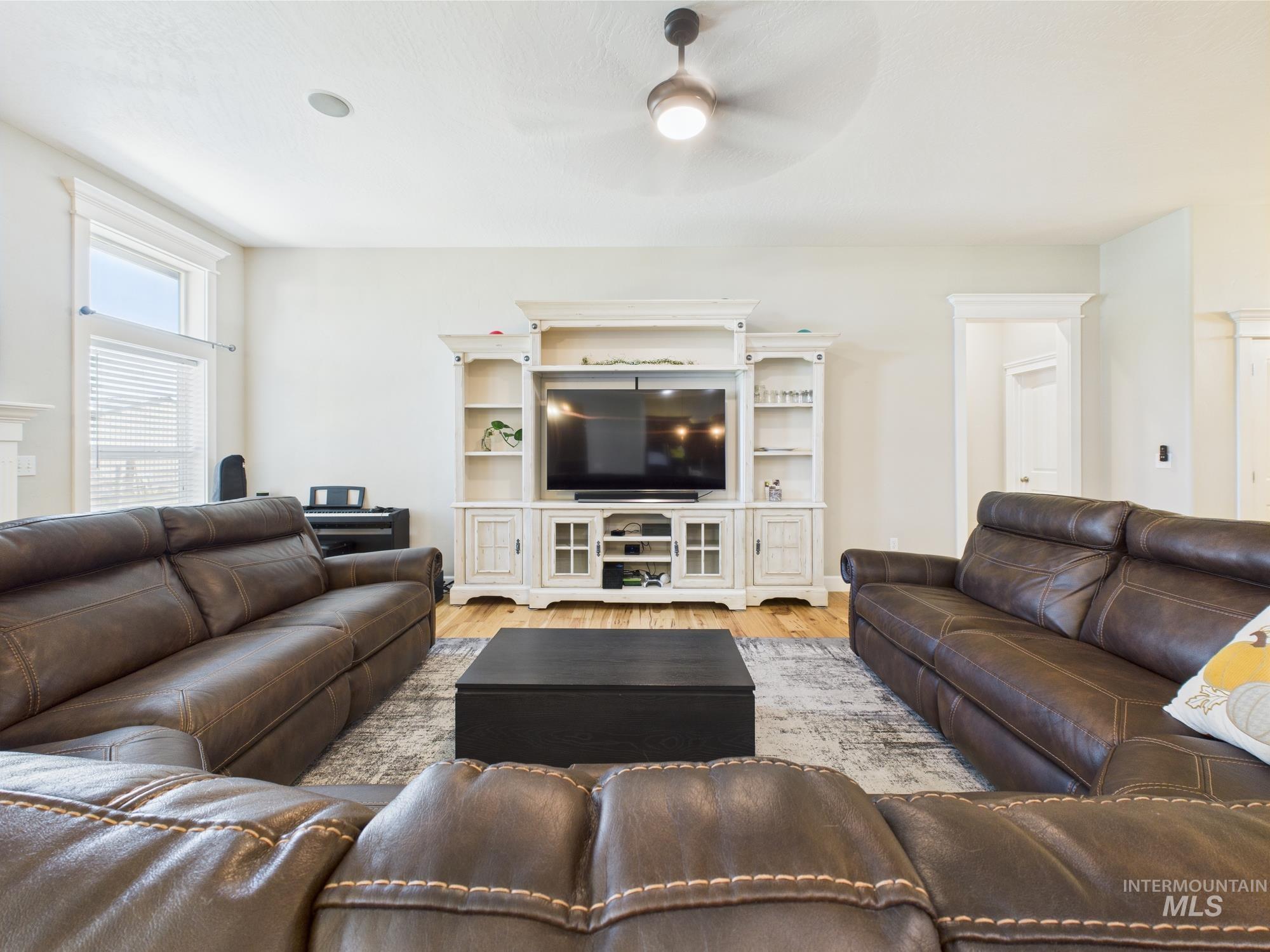 7866 Open Sky Rd Property Photo 4