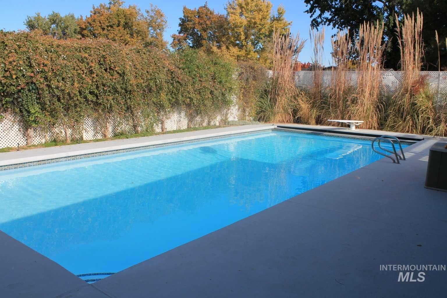 8720 W Cornwall Dr Property Photo 3