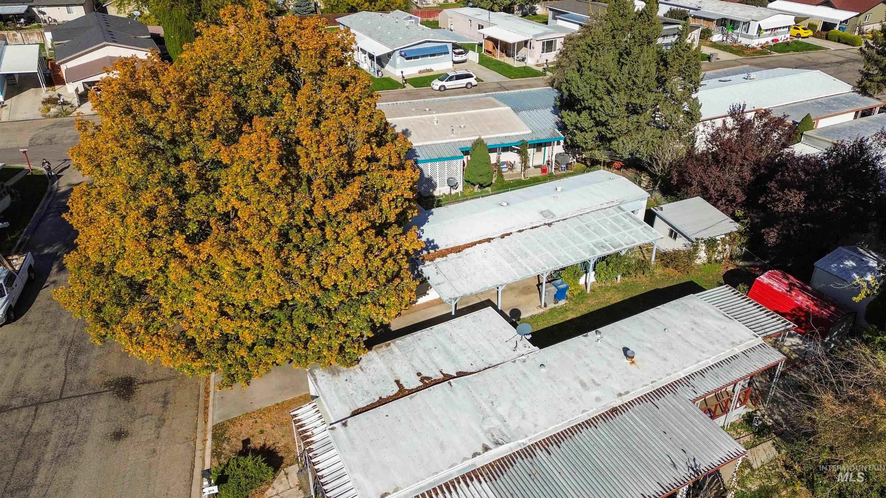 376 Bonanza St Property Photo 35