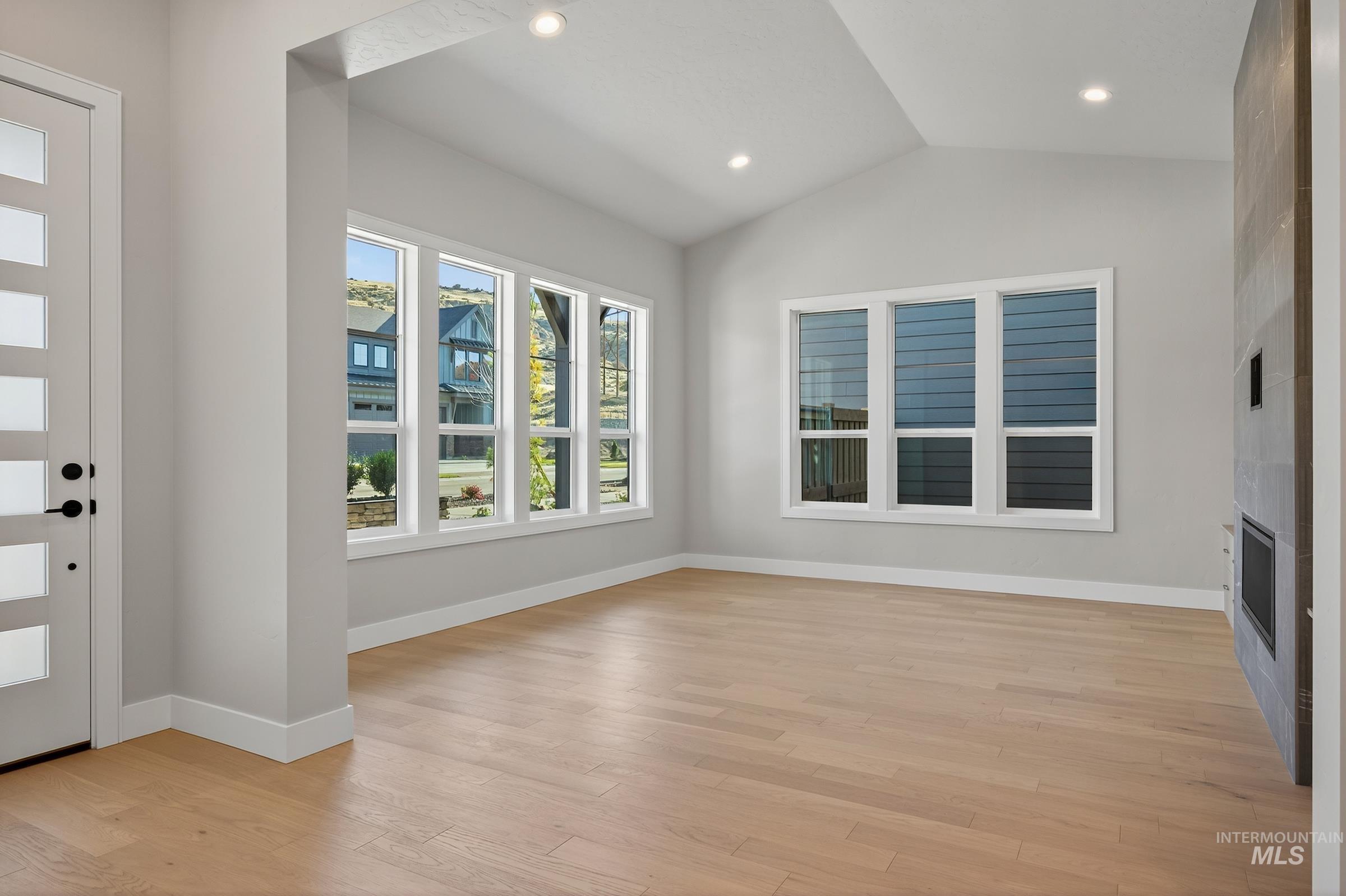 11717 N Rabbitbrush Way Property Photo 6