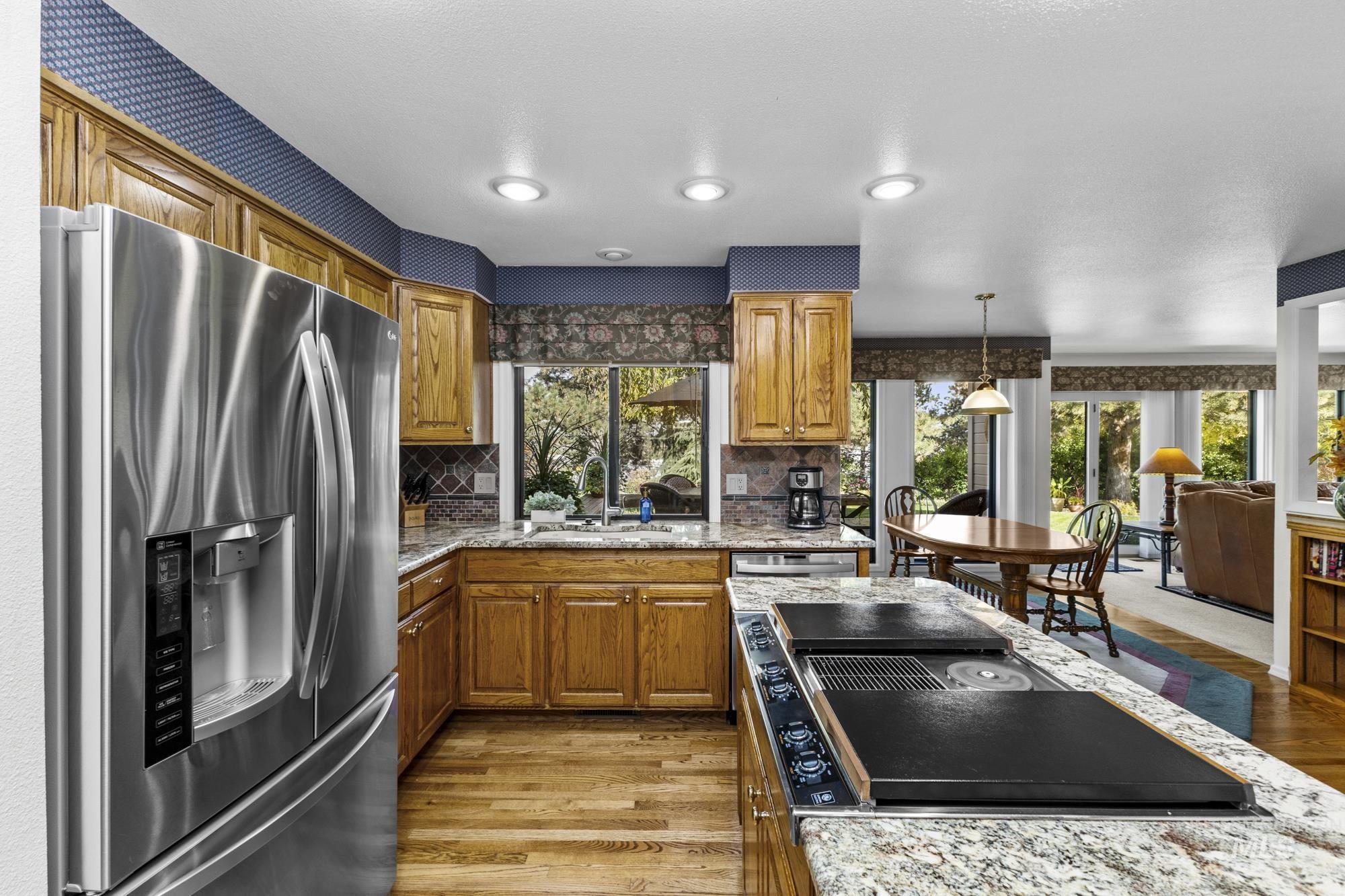 8550 W. Brookview Drive Property Photo 16