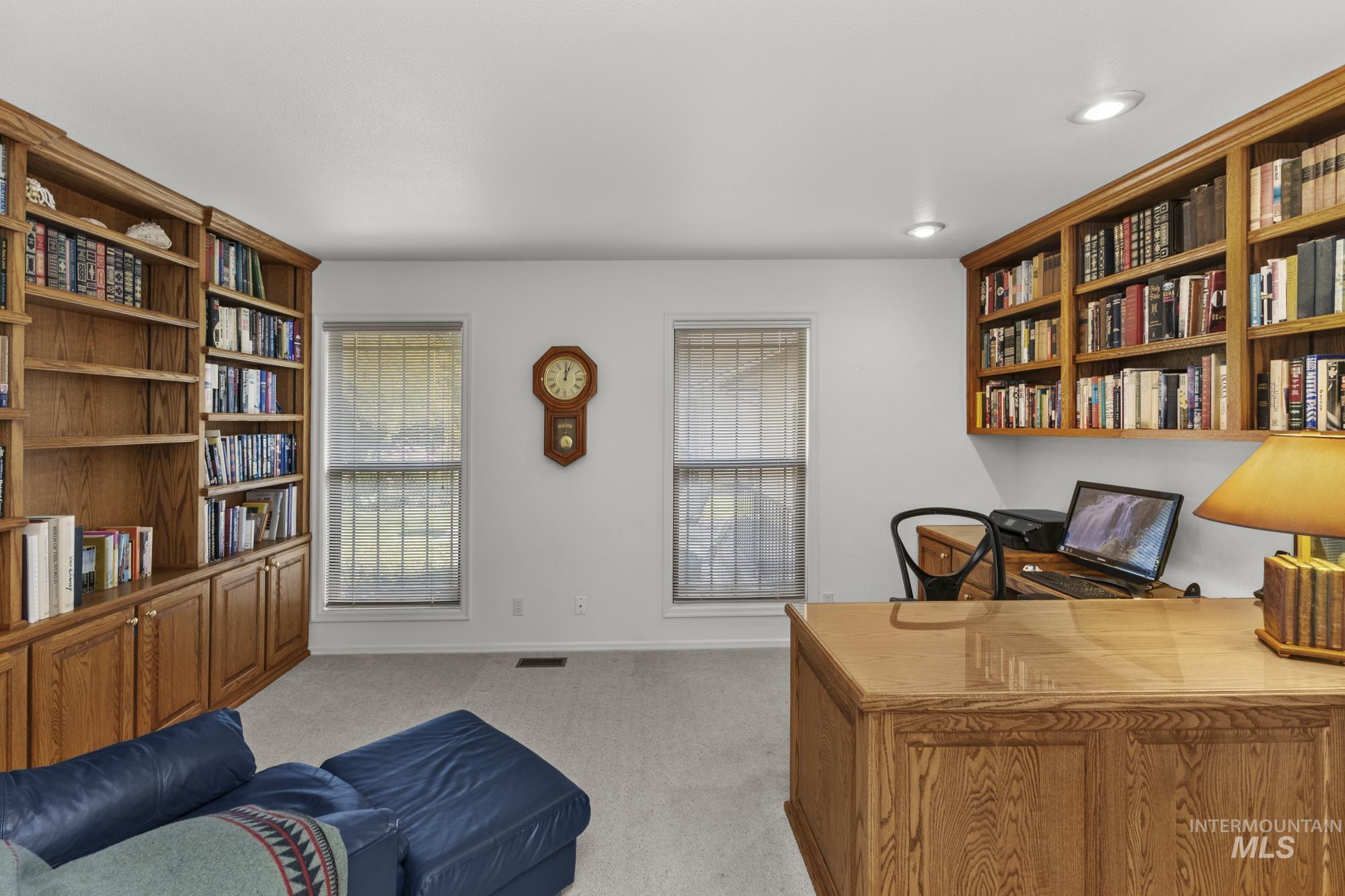 8550 W. Brookview Drive Property Photo 18