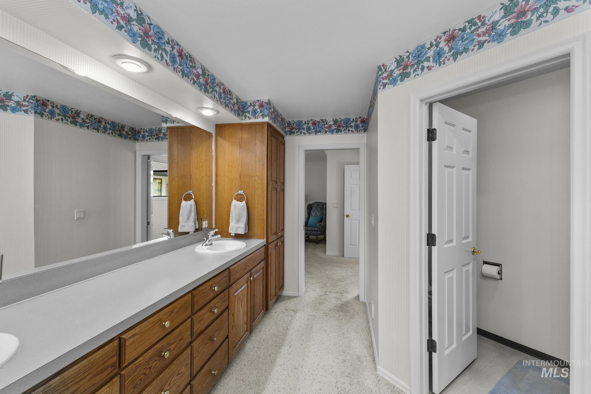 8550 W. Brookview Drive Property Photo 28